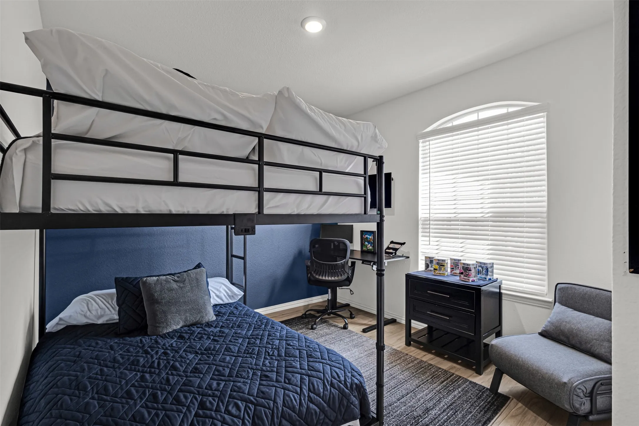 Single Family Residence For Rent in Denton County , 3113 Kaufman Court, Little Elm, Texas 75068, 3 Bedroom, 2 Bathroom, 2 Garage spaces, 1,602 Sqft, built in 2022, mls#21368070, Real Estate Agent in Little Elm, Homes For Rent in Denton county, Homes For Rent in Little Elm, Realtor in Little Elm Texas, Real Estate Brokerage Independent Realty Texas, Luminita Cordes Realtor