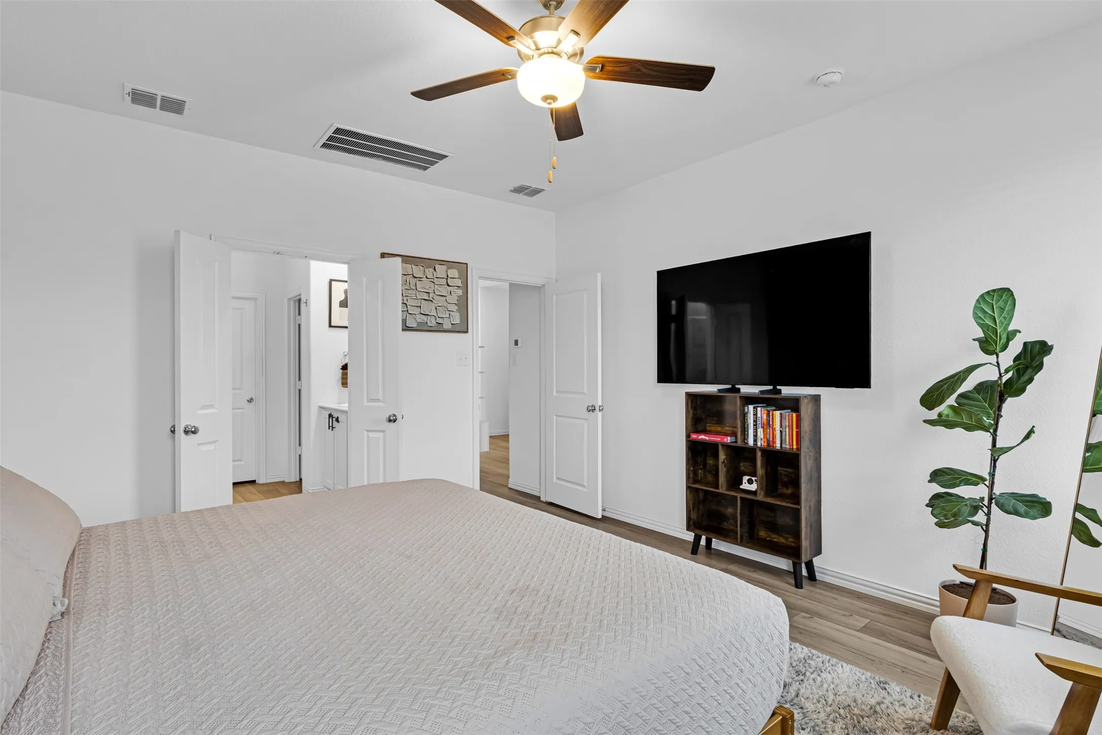 Single Family Residence For Rent in Denton County , 3113 Kaufman Court, Little Elm, Texas 75068, 3 Bedroom, 2 Bathroom, 2 Garage spaces, 1,602 Sqft, built in 2022, mls#21368070, Real Estate Agent in Little Elm, Homes For Rent in Denton county, Homes For Rent in Little Elm, Realtor in Little Elm Texas, Real Estate Brokerage Independent Realty Texas, Luminita Cordes Realtor