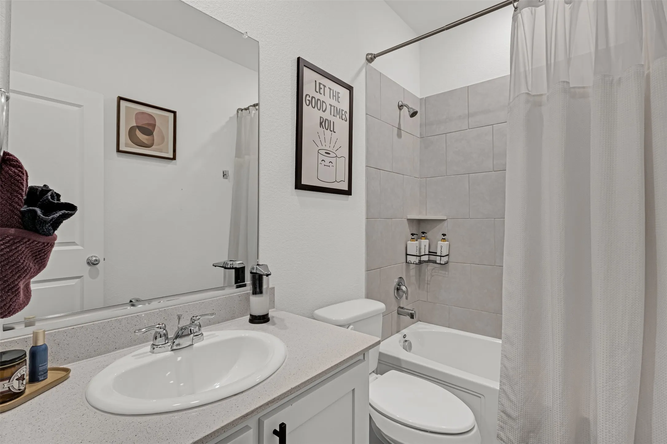 Single Family Residence For Rent in Denton County , 3113 Kaufman Court, Little Elm, Texas 75068, 3 Bedroom, 2 Bathroom, 2 Garage spaces, 1,602 Sqft, built in 2022, mls#21368070, Real Estate Agent in Little Elm, Homes For Rent in Denton county, Homes For Rent in Little Elm, Realtor in Little Elm Texas, Real Estate Brokerage Independent Realty Texas, Luminita Cordes Realtor
