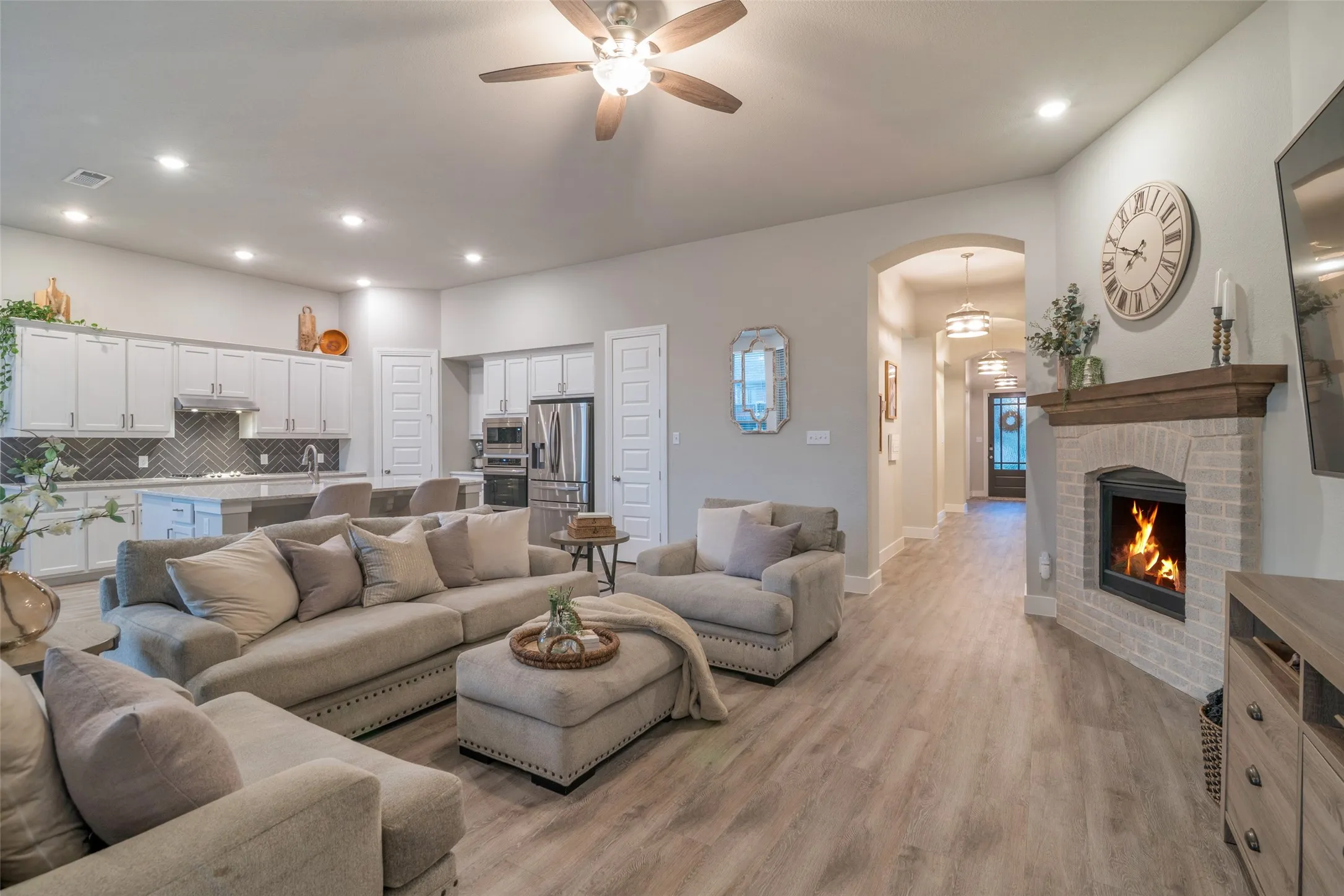 Single Family Residence For Sale in Rockwall County , 1733 Amarone Lane, Mclendon Chisholm, Texas 75032, 4 Bedroom, 4 Bathroom, 3 Garage spaces, 2,705 Sqft, built in 2020, mls#21367004, Real Estate Agent in Mclendon Chisholm, Homes For Sale in Rockwall county, Homes For Sale in Mclendon Chisholm, Realtor in Mclendon Chisholm Texas, Real Estate Brokerage Independent Realty Texas, Luminita Cordes Realtor