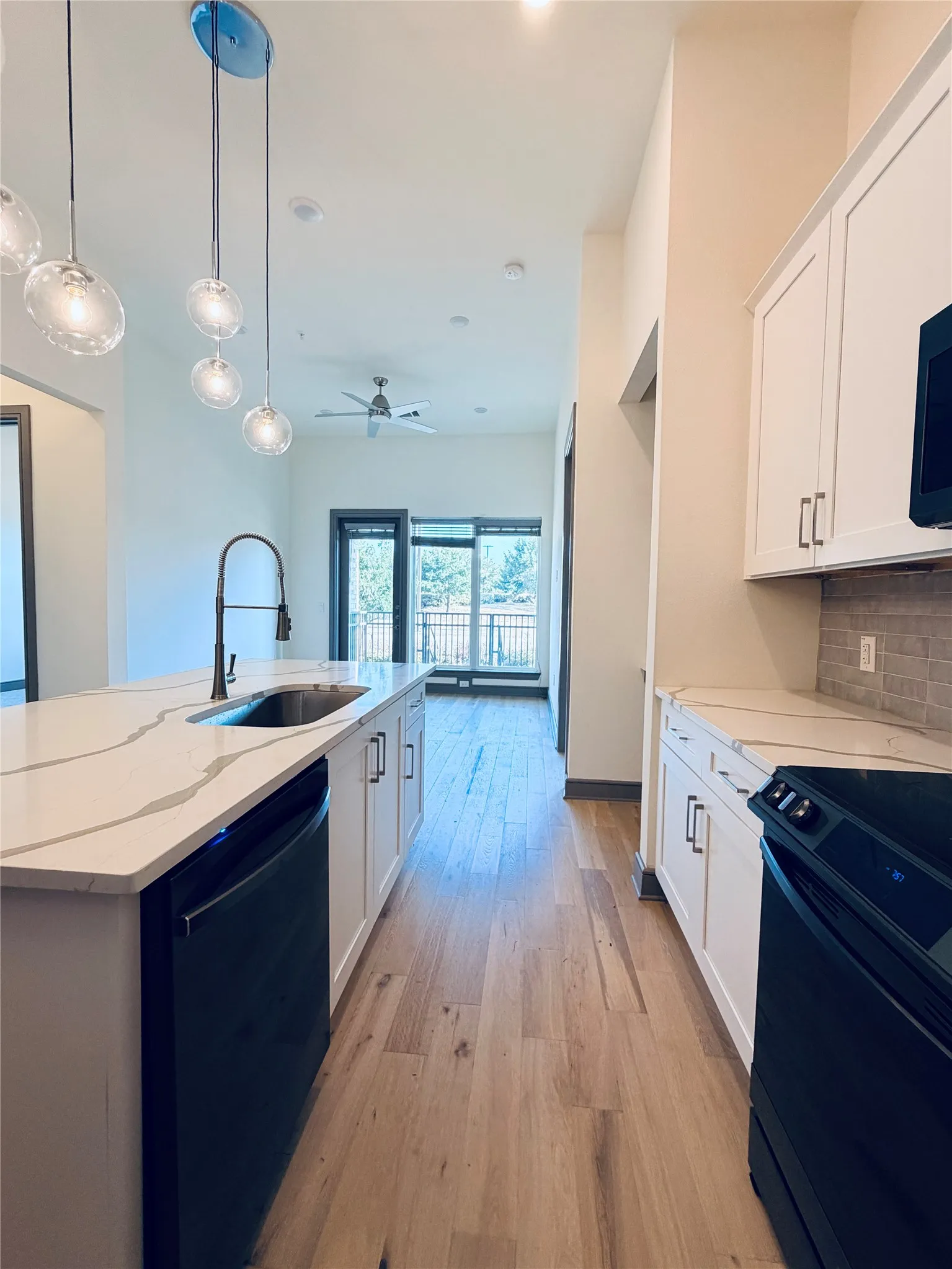 Condominium For Rent in Denton County , 2700 Old Denton Road 1043, Carrollton, Texas 75007, 2 Bedroom, 2 Bathroom, 2 Garage spaces, 1,151 Sqft, built in 2023, mls#21368777, Real Estate Agent in Carrollton, Homes For Rent in Denton county, Homes For Rent in Carrollton, Realtor in Carrollton Texas, Real Estate Brokerage Independent Realty Texas, Luminita Cordes Realtor