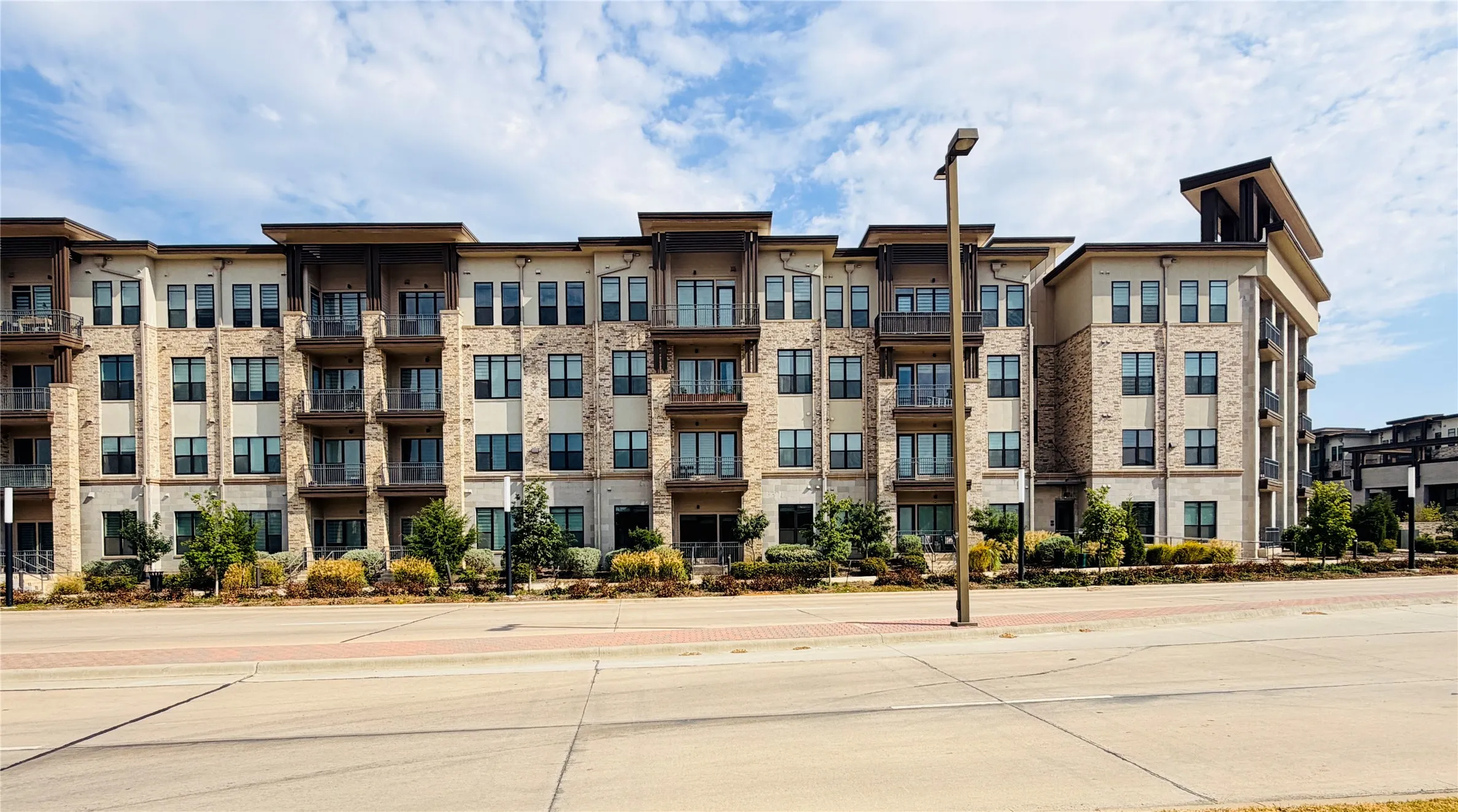 Condominium For Rent in Denton County , 2700 Old Denton Road 1043, Carrollton, Texas 75007, 2 Bedroom, 2 Bathroom, 2 Garage spaces, 1,151 Sqft, built in 2023, mls#21368777, Real Estate Agent in Carrollton, Homes For Rent in Denton county, Homes For Rent in Carrollton, Realtor in Carrollton Texas, Real Estate Brokerage Independent Realty Texas, Luminita Cordes Realtor