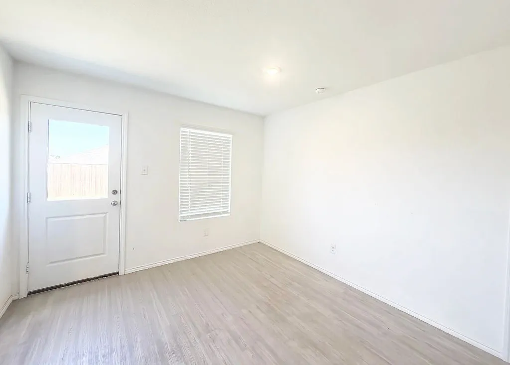 Single Family Residence For Rent in Collin County , 7855 Rutherford Lane, Mc Kinney, Texas 75071, 3 Bedroom, 2 Bathroom, 2 Garage spaces, 1,271 Sqft, built in 2024, mls#21370269, Real Estate Agent in Mc Kinney, Homes For Rent in Collin county, Homes For Rent in Mc Kinney, Realtor in Mc Kinney Texas, Real Estate Brokerage Independent Realty Texas, Luminita Cordes Realtor