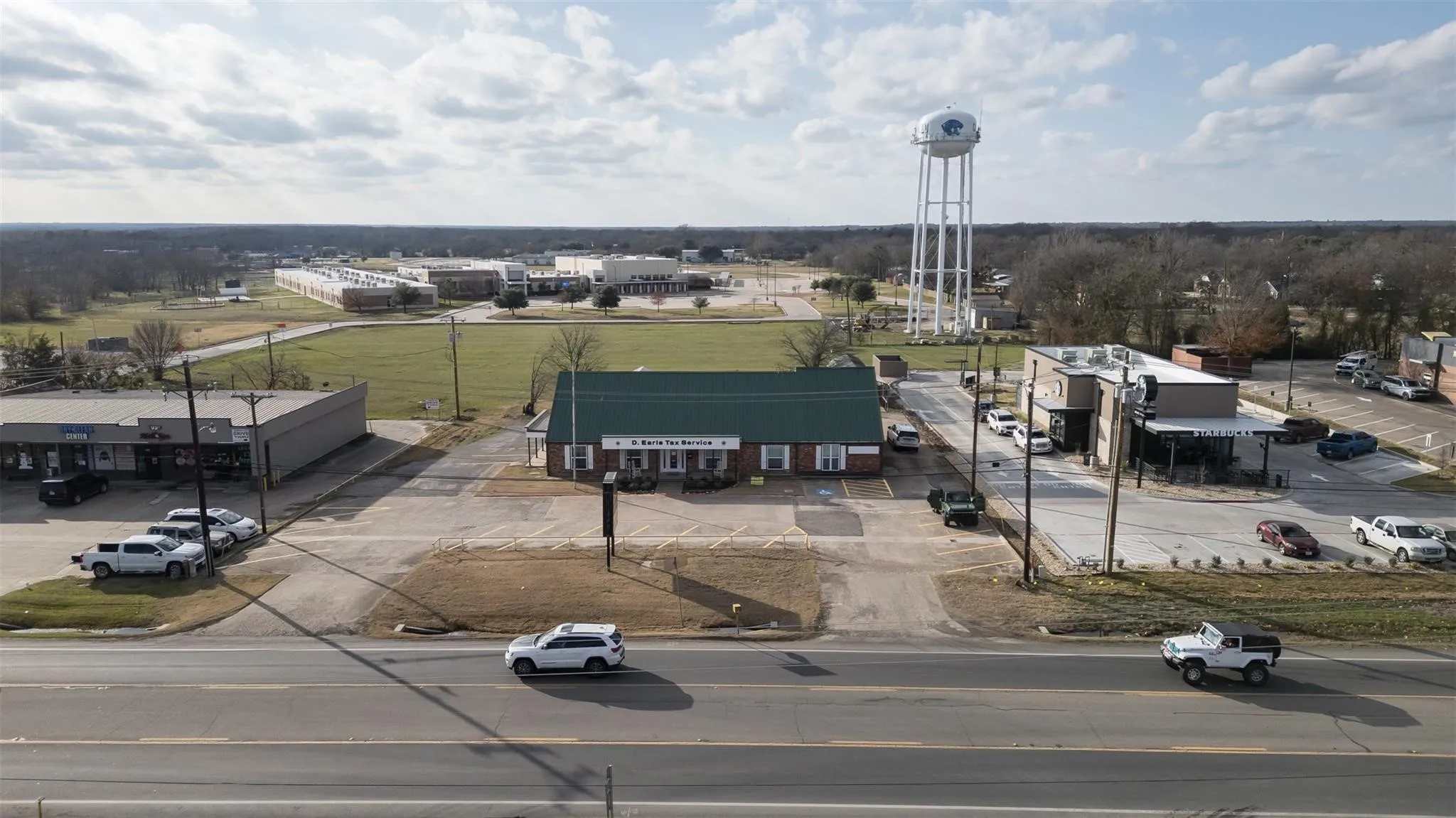 Office For Sale in Hunt County , 8866 State Highway 34 S, Quinlan, Texas 75474, 0, 0, Garage spaces, 0 Sqft, built in 1976, mls#21370277, Real Estate Agent in Quinlan, Homes For Sale in Hunt county, Homes For Sale in Quinlan, Realtor in Quinlan Texas, Real Estate Brokerage Independent Realty Texas, Luminita Cordes Realtor