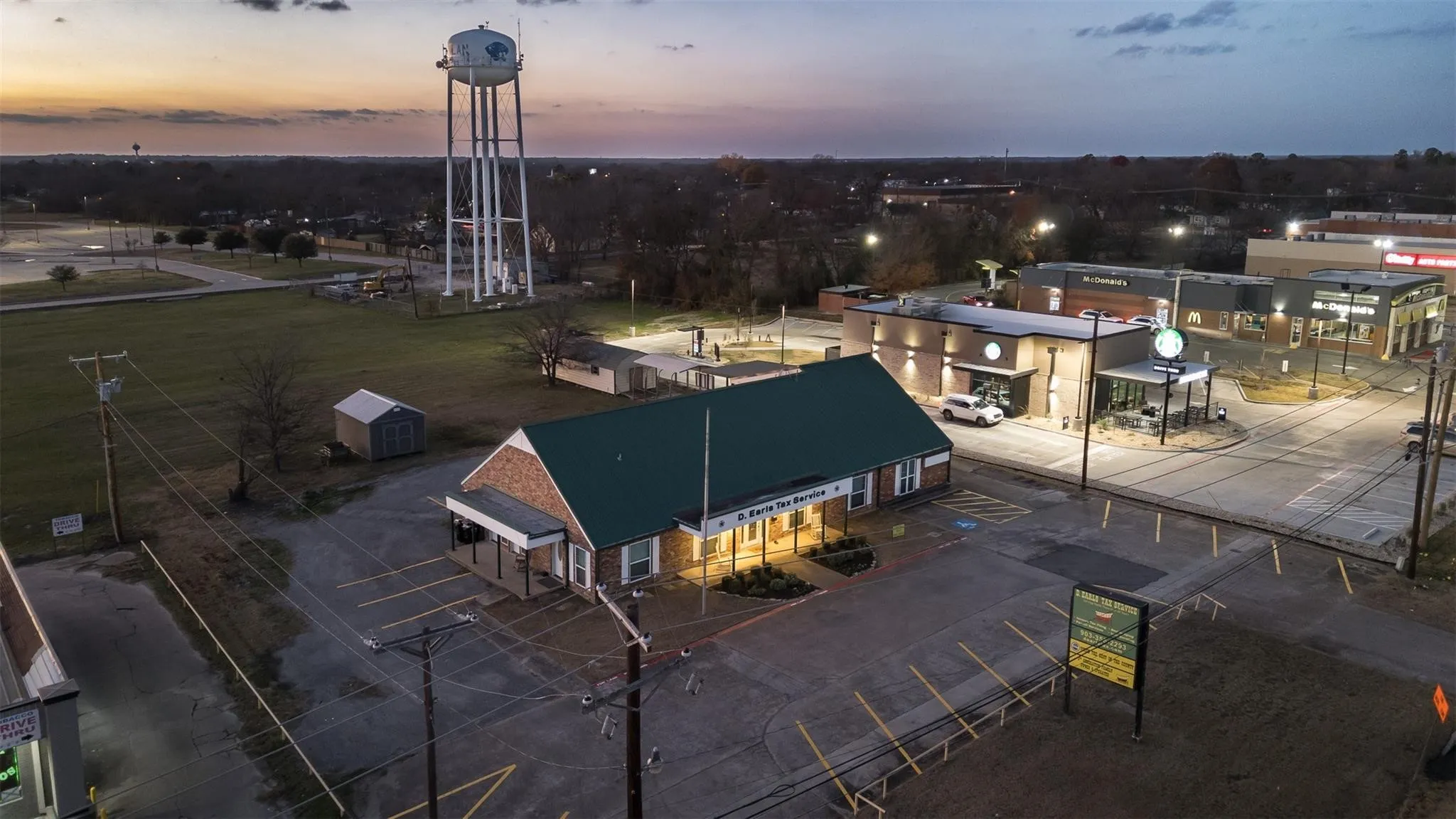 Office For Sale in Hunt County , 8866 State Highway 34 S, Quinlan, Texas 75474, 0, 0, Garage spaces, 0 Sqft, built in 1976, mls#21370277, Real Estate Agent in Quinlan, Homes For Sale in Hunt county, Homes For Sale in Quinlan, Realtor in Quinlan Texas, Real Estate Brokerage Independent Realty Texas, Luminita Cordes Realtor