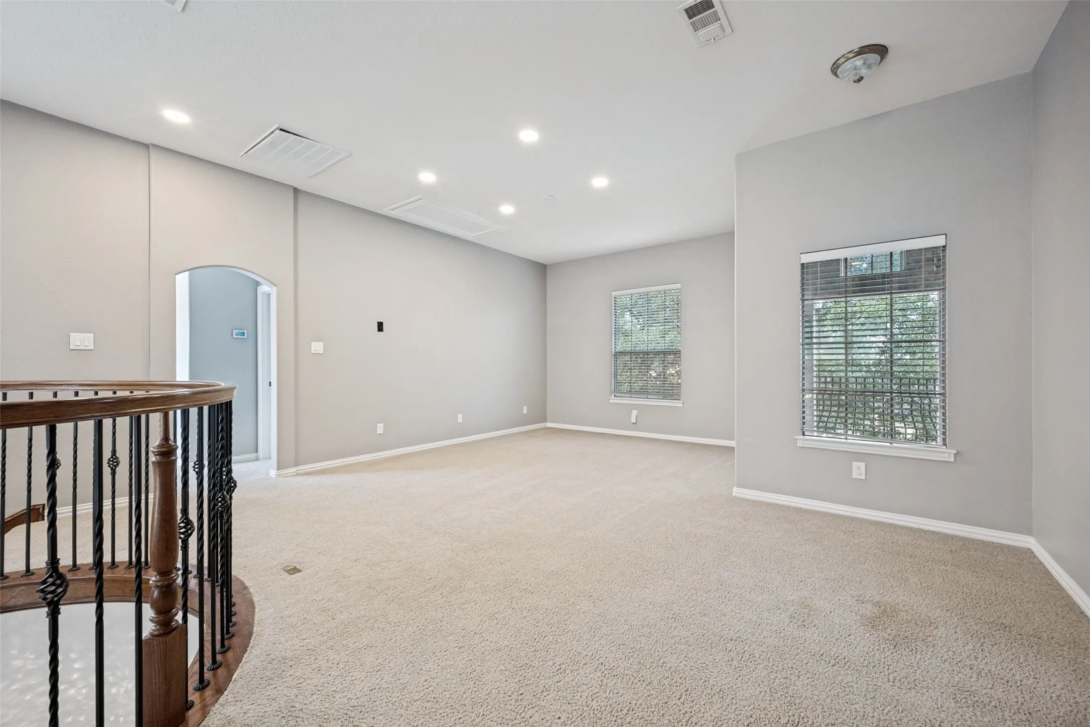 Single Family Residence For Sale in Tarrant County , 1713 Sterling Trace Drive, Keller, Texas 76248, 5 Bedroom, 4 Bathroom, 3 Garage spaces, 3,992 Sqft, built in 2008, mls#21370119, Real Estate Agent in Keller, Homes For Sale in Tarrant county, Homes For Sale in Keller, Realtor in Keller Texas, Real Estate Brokerage Independent Realty Texas, Luminita Cordes Realtor