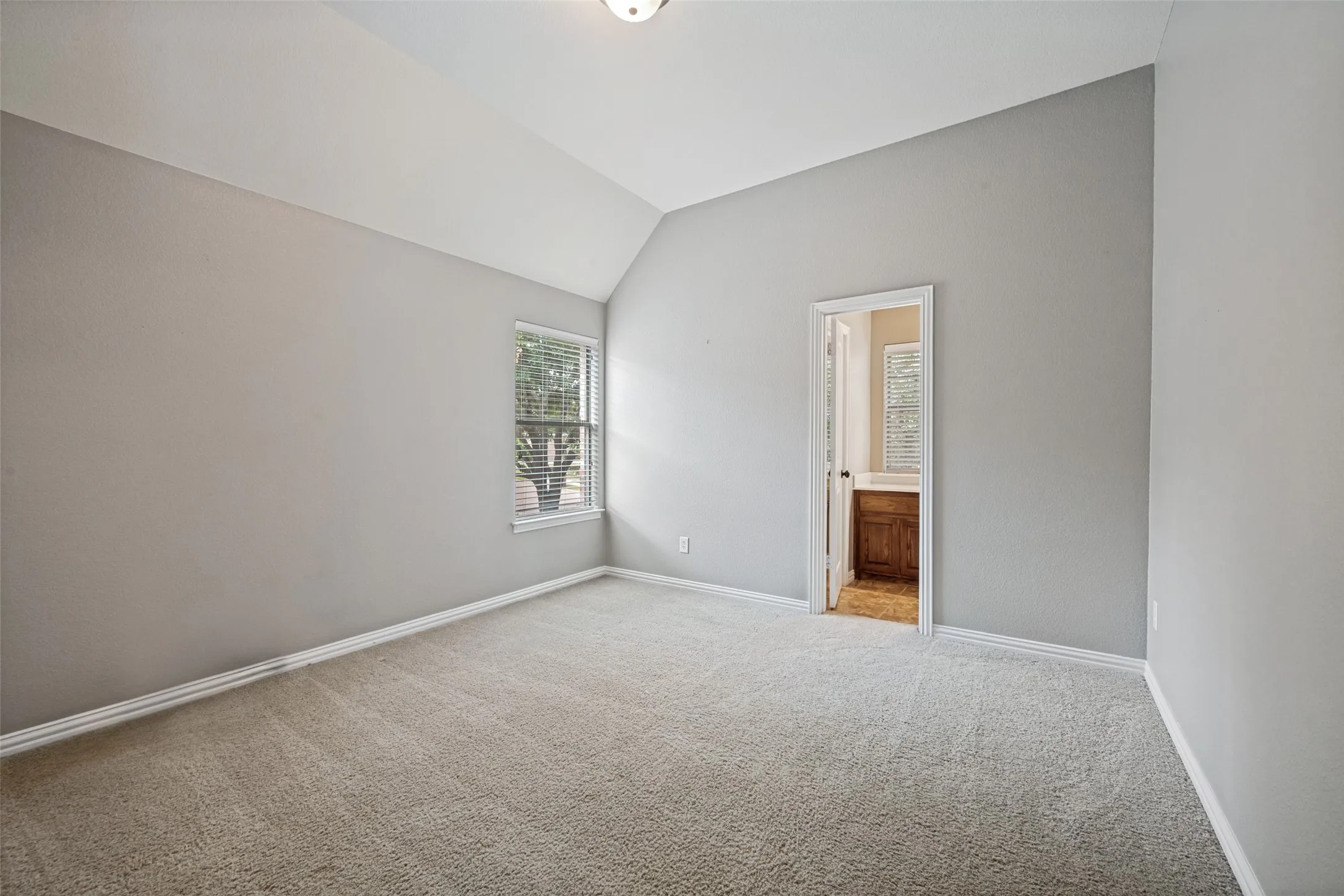 Single Family Residence For Sale in Tarrant County , 1713 Sterling Trace Drive, Keller, Texas 76248, 5 Bedroom, 4 Bathroom, 3 Garage spaces, 3,992 Sqft, built in 2008, mls#21370119, Real Estate Agent in Keller, Homes For Sale in Tarrant county, Homes For Sale in Keller, Realtor in Keller Texas, Real Estate Brokerage Independent Realty Texas, Luminita Cordes Realtor
