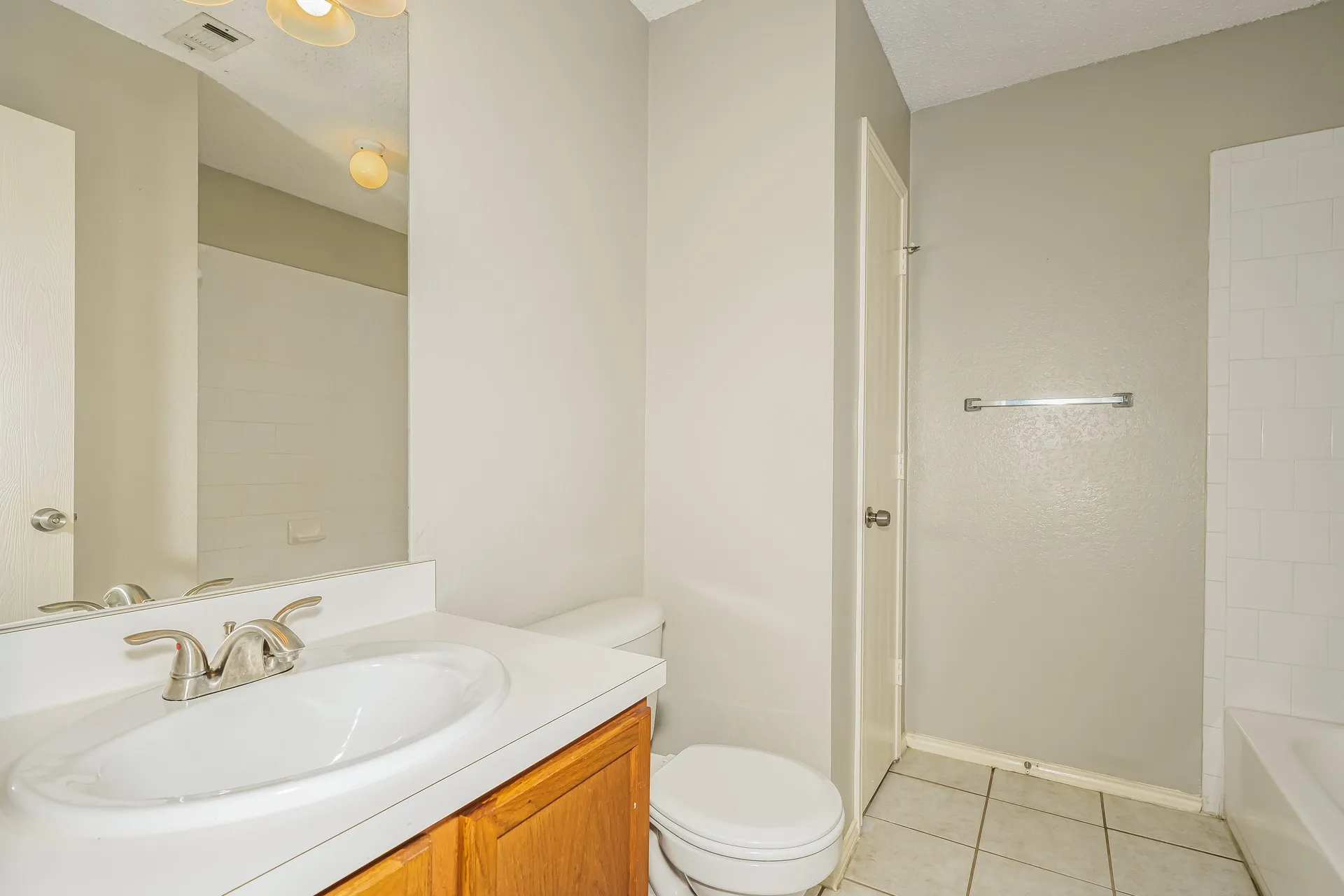 Single Family Residence For Rent in Dallas County , 207 Prentice Drive, Seagoville, Texas 75159, 3 Bedroom, 2 Bathroom, 2 Garage spaces, 1,408 Sqft, built in 2002, mls#21370288, Real Estate Agent in Seagoville, Homes For Rent in Dallas county, Homes For Rent in Seagoville, Realtor in Seagoville Texas, Real Estate Brokerage Independent Realty Texas, Luminita Cordes Realtor