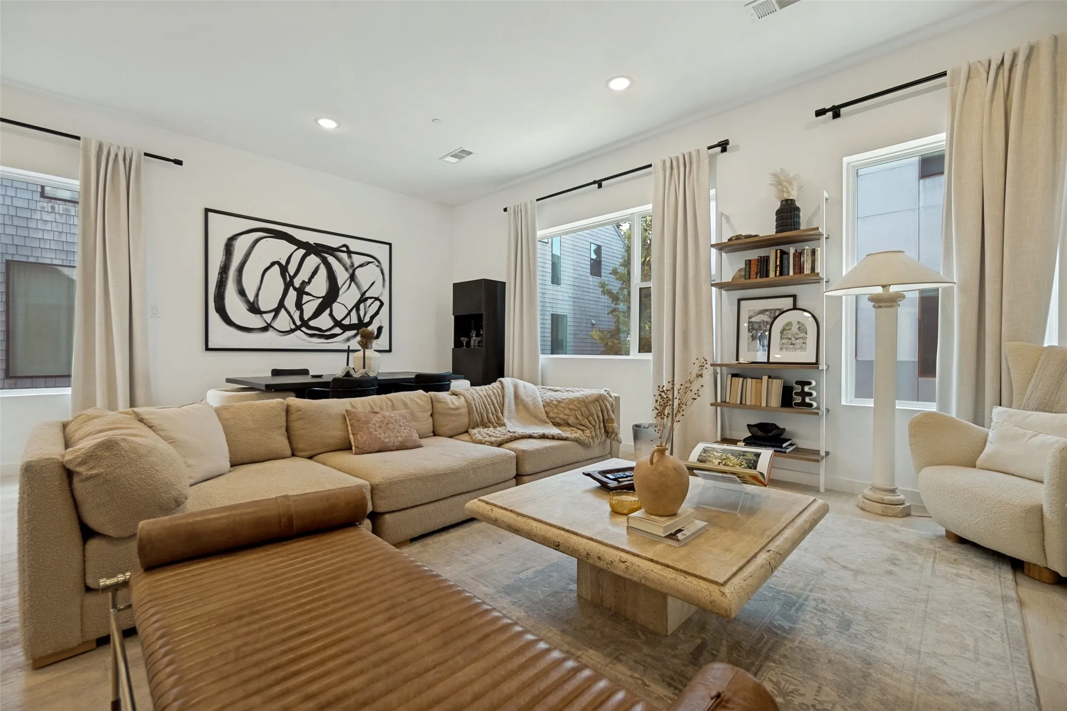 Condominium For Sale in Dallas County , 427 W 10th Street 601, Dallas, Texas 75208, 2 Bedroom, 3 Bathroom, 2 Garage spaces, 1,585 Sqft, built in 2020, mls#21369461, Real Estate Agent in Dallas, Homes For Sale in Dallas county, Homes For Sale in Dallas, Realtor in Dallas Texas, Real Estate Brokerage Independent Realty Texas, Luminita Cordes Realtor