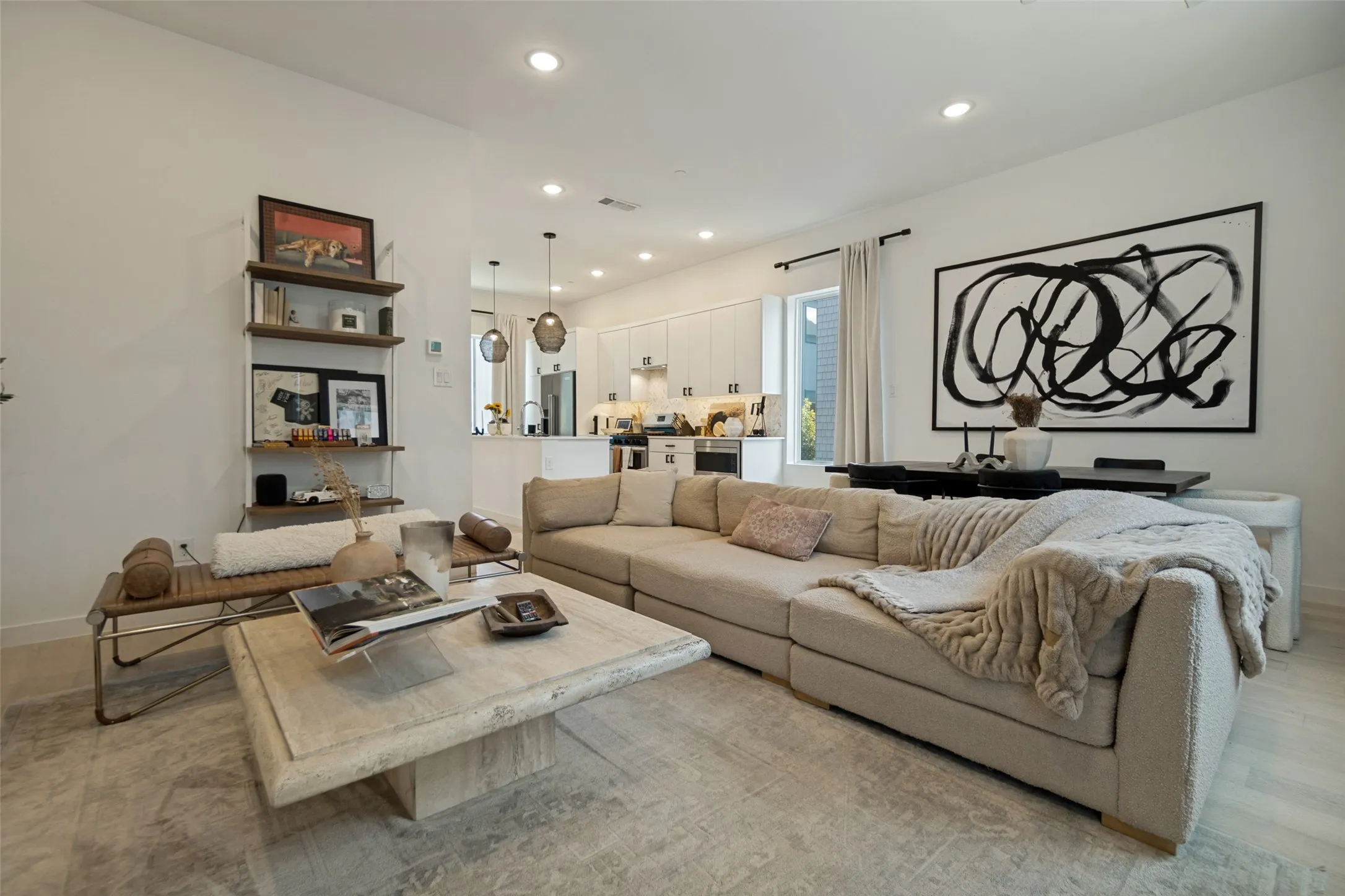 Condominium For Sale in Dallas County , 427 W 10th Street 601, Dallas, Texas 75208, 2 Bedroom, 3 Bathroom, 2 Garage spaces, 1,585 Sqft, built in 2020, mls#21369461, Real Estate Agent in Dallas, Homes For Sale in Dallas county, Homes For Sale in Dallas, Realtor in Dallas Texas, Real Estate Brokerage Independent Realty Texas, Luminita Cordes Realtor