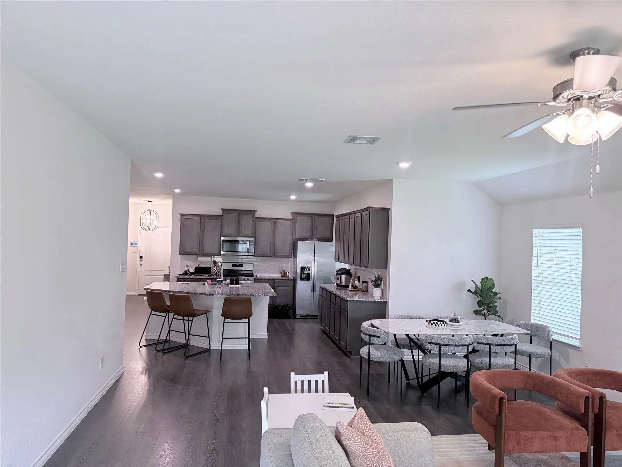 Single Family Residence For Rent in Collin County , 1602 Maple Ridge Drive, Princeton, Texas 75407, 4 Bedroom, 2 Bathroom, 2 Garage spaces, 2,014 Sqft, built in 2022, mls#21369551, Real Estate Agent in Princeton, Homes For Rent in Collin county, Homes For Rent in Princeton, Realtor in Princeton Texas, Real Estate Brokerage Independent Realty Texas, Luminita Cordes Realtor