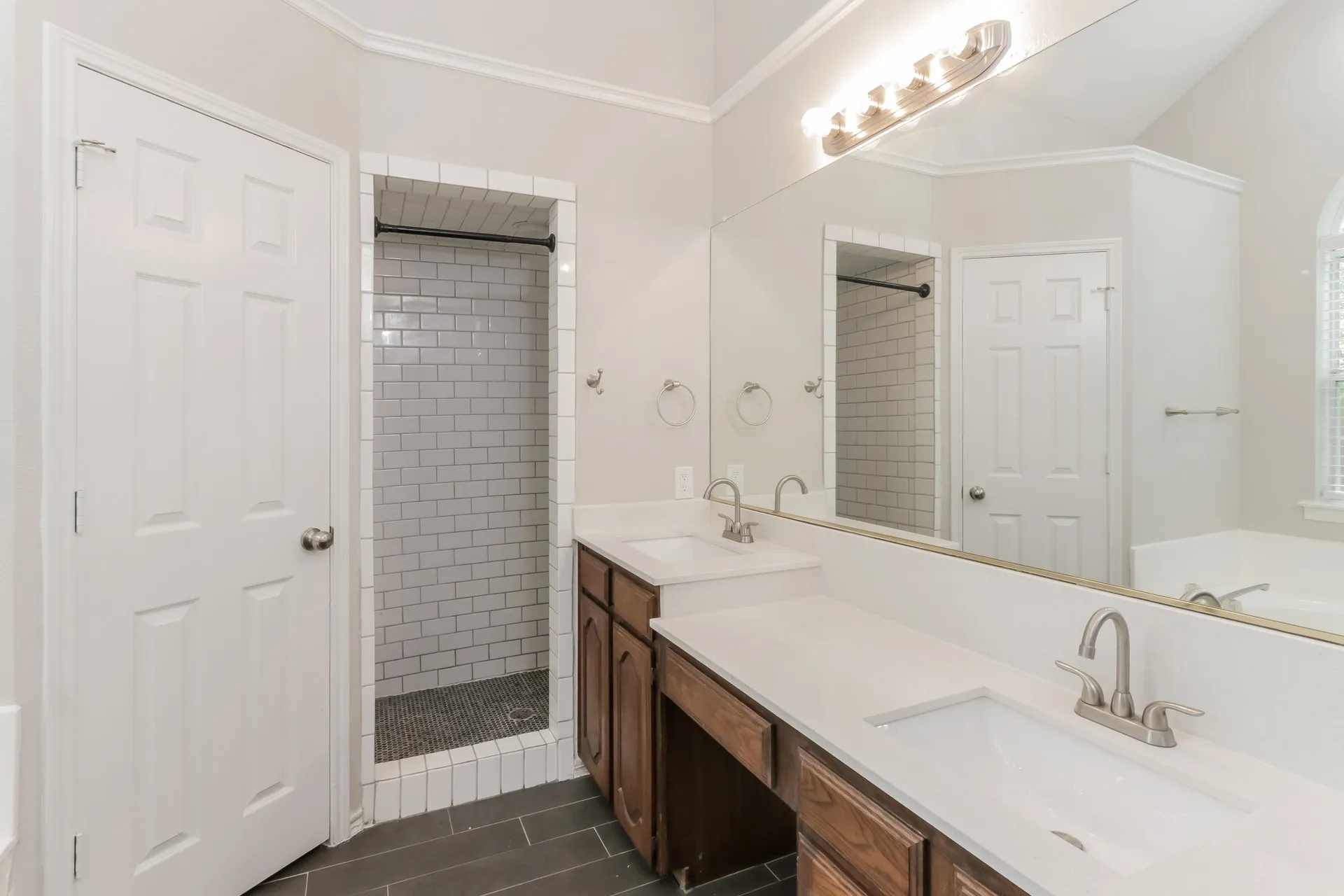 Single Family Residence For Rent in Dallas County , 542 Renee Lane, De Soto, Texas 75115, 4 Bedroom, 3 Bathroom, 2 Garage spaces, 2,700 Sqft, built in 1986, mls#21370317, Real Estate Agent in De Soto, Homes For Rent in Dallas county, Homes For Rent in De Soto, Realtor in De Soto Texas, Real Estate Brokerage Independent Realty Texas, Luminita Cordes Realtor