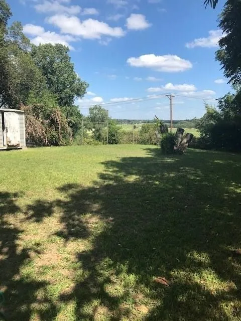 Duplex For Rent in Tarrant County , 333 Nursery Lane, Fort Worth, Texas 76114, 1 Bedroom, 1 Bathroom, Garage spaces, 504 Sqft, built in 1930, mls#21370321, Real Estate Agent in Fort Worth, Homes For Rent in Tarrant county, Homes For Rent in Fort Worth, Realtor in Fort Worth Texas, Real Estate Brokerage Independent Realty Texas, Luminita Cordes Realtor