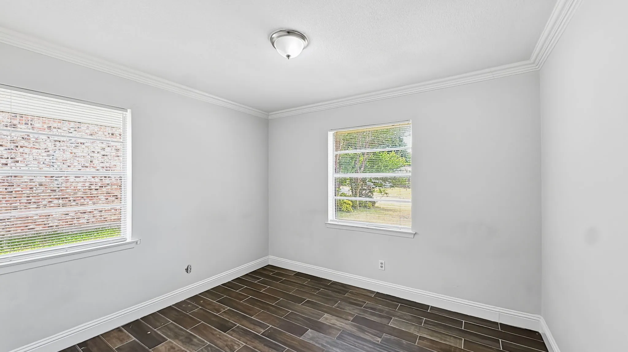 Single Family Residence For Rent in Collin County , 1421 Meadowcrest Drive, Plano, Texas 75075, 3 Bedroom, 2 Bathroom, 2 Garage spaces, 1,256 Sqft, built in 1966, mls#21370268, Real Estate Agent in Plano, Homes For Rent in Collin county, Homes For Rent in Plano, Realtor in Plano Texas, Real Estate Brokerage Independent Realty Texas, Luminita Cordes Realtor