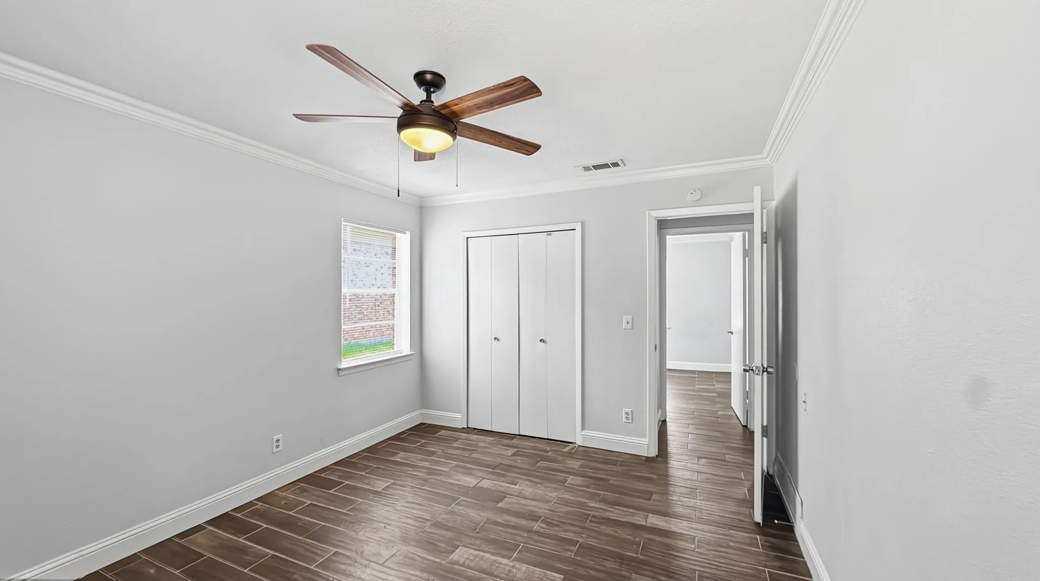 Single Family Residence For Rent in Collin County , 1421 Meadowcrest Drive, Plano, Texas 75075, 3 Bedroom, 2 Bathroom, 2 Garage spaces, 1,256 Sqft, built in 1966, mls#21370268, Real Estate Agent in Plano, Homes For Rent in Collin county, Homes For Rent in Plano, Realtor in Plano Texas, Real Estate Brokerage Independent Realty Texas, Luminita Cordes Realtor