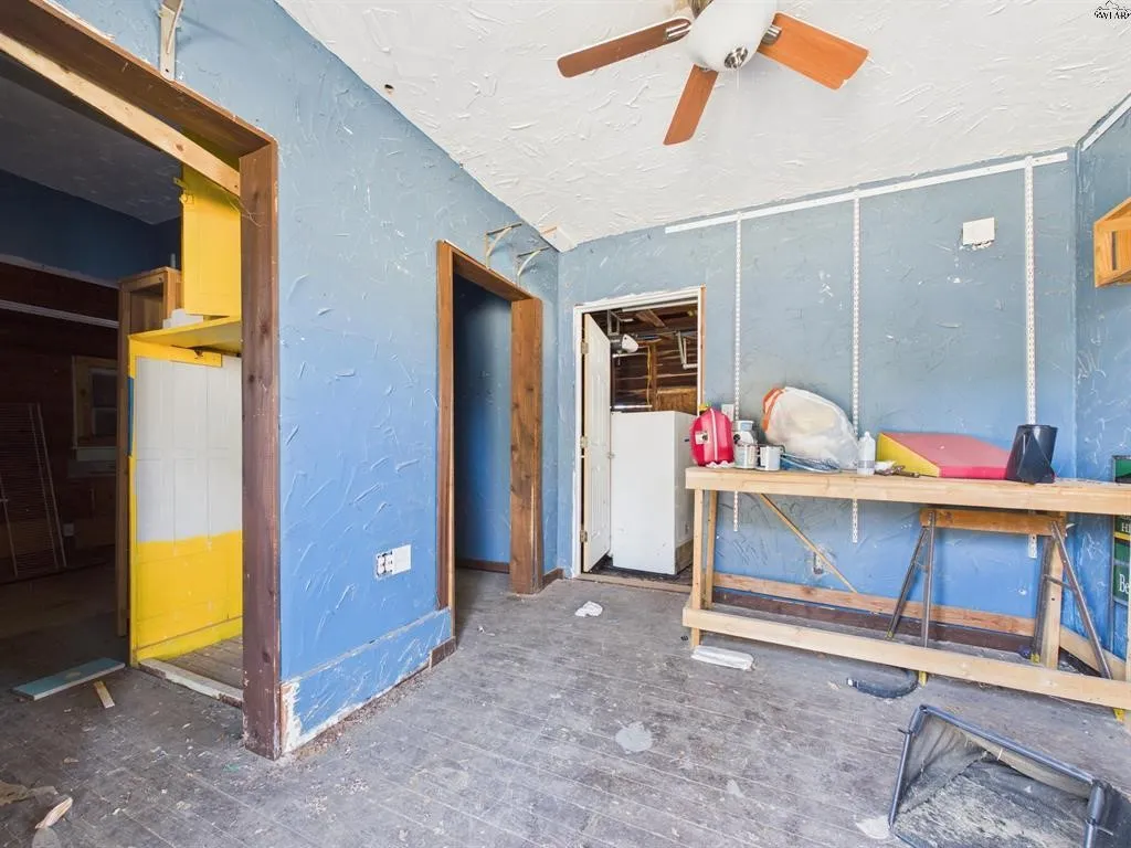 Single Family Residence For Sale in Wichita County , 1305 Buchanan Street, Wichita Falls, Texas 76309, 3 Bedroom, 2 Bathroom, Garage spaces, 2,002 Sqft, built in 1922, mls#21370302, Real Estate Agent in Wichita Falls, Homes For Sale in Wichita county, Homes For Sale in Wichita Falls, Realtor in Wichita Falls Texas, Real Estate Brokerage Independent Realty Texas, Luminita Cordes Realtor