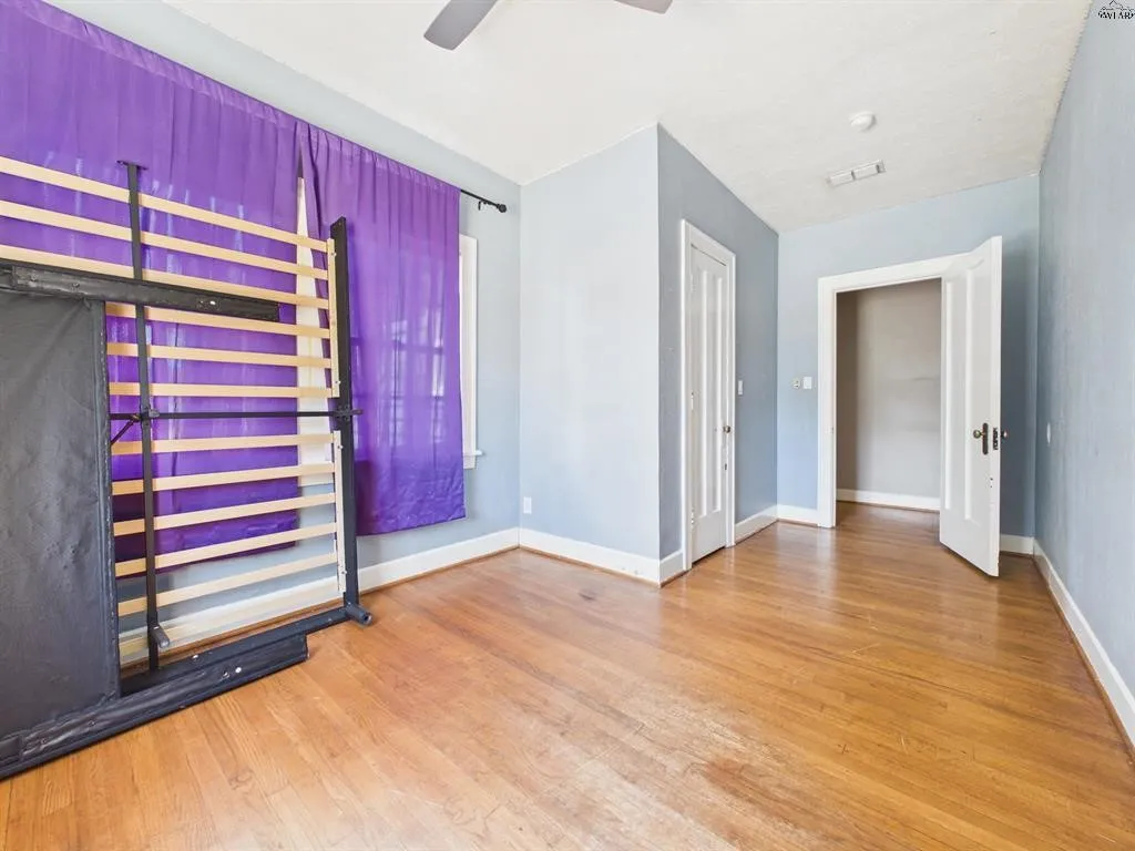 Single Family Residence For Sale in Wichita County , 1305 Buchanan Street, Wichita Falls, Texas 76309, 3 Bedroom, 2 Bathroom, Garage spaces, 2,002 Sqft, built in 1922, mls#21370302, Real Estate Agent in Wichita Falls, Homes For Sale in Wichita county, Homes For Sale in Wichita Falls, Realtor in Wichita Falls Texas, Real Estate Brokerage Independent Realty Texas, Luminita Cordes Realtor