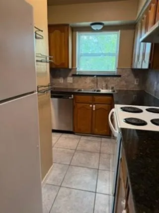 Quadruplex For Rent in Tarrant County , 7608 Chapin Road B, Fort Worth, Texas 76116, 2 Bedroom, 2 Bathroom, Garage spaces, 4,380 Sqft, built in 1984, mls#21370327, Real Estate Agent in Fort Worth, Homes For Rent in Tarrant county, Homes For Rent in Fort Worth, Realtor in Fort Worth Texas, Real Estate Brokerage Independent Realty Texas, Luminita Cordes Realtor