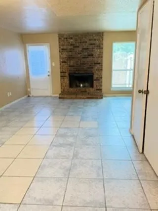 Quadruplex For Rent in Tarrant County , 7608 Chapin Road B, Fort Worth, Texas 76116, 2 Bedroom, 2 Bathroom, Garage spaces, 4,380 Sqft, built in 1984, mls#21370327, Real Estate Agent in Fort Worth, Homes For Rent in Tarrant county, Homes For Rent in Fort Worth, Realtor in Fort Worth Texas, Real Estate Brokerage Independent Realty Texas, Luminita Cordes Realtor