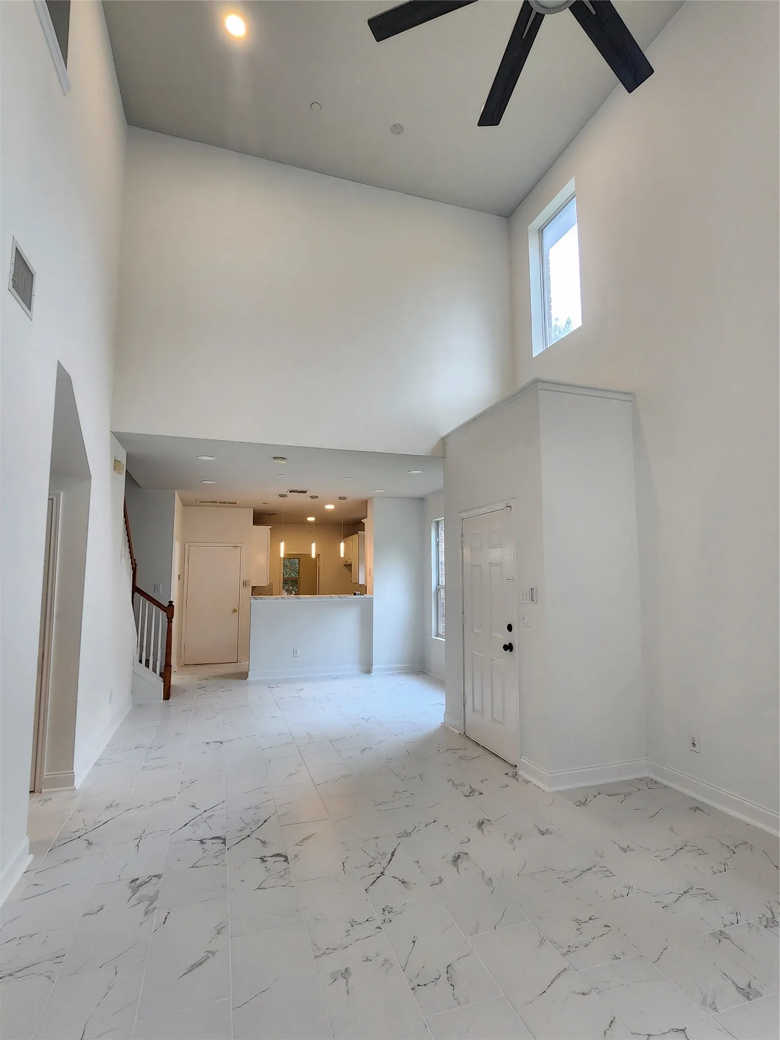Single Family Residence For Sale in Dallas County , 2973 Saint Andrews Drive, Lewisville, Texas 75067, 3 Bedroom, 3 Bathroom, 2 Garage spaces, 2,050 Sqft, built in 2004, mls#21369363, Real Estate Agent in Lewisville, Homes For Sale in Dallas county, Homes For Sale in Lewisville, Realtor in Lewisville Texas, Real Estate Brokerage Independent Realty Texas, Luminita Cordes Realtor