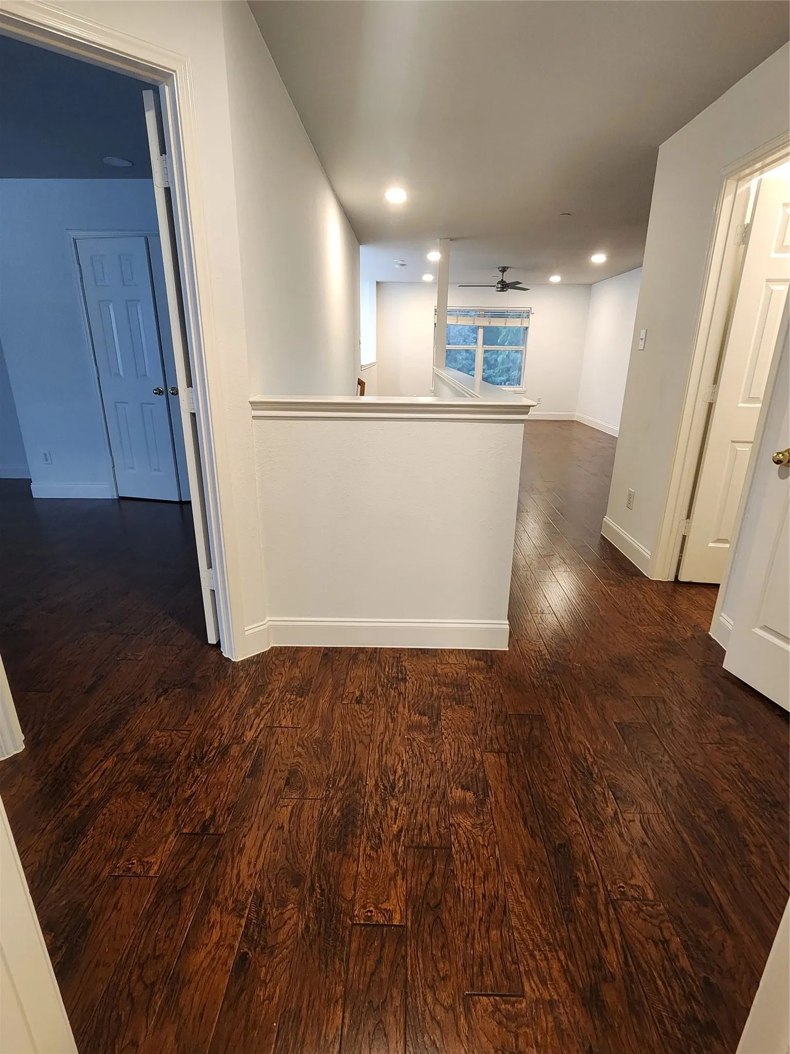 Single Family Residence For Sale in Dallas County , 2973 Saint Andrews Drive, Lewisville, Texas 75067, 3 Bedroom, 3 Bathroom, 2 Garage spaces, 2,050 Sqft, built in 2004, mls#21369363, Real Estate Agent in Lewisville, Homes For Sale in Dallas county, Homes For Sale in Lewisville, Realtor in Lewisville Texas, Real Estate Brokerage Independent Realty Texas, Luminita Cordes Realtor