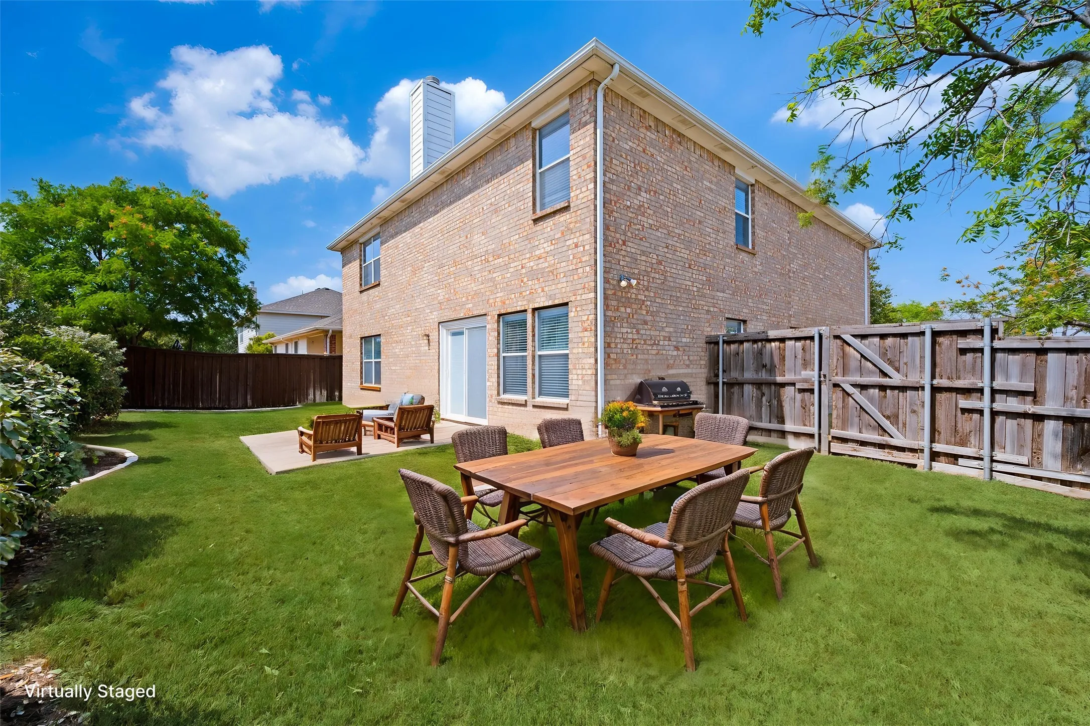 Single Family Residence For Rent in Denton County , 14501 Eaglemont Drive, Little Elm, Texas 75068, 5 Bedroom, 4 Bathroom, 2 Garage spaces, 3,067 Sqft, built in 2004, mls#21369510, Real Estate Agent in Little Elm, Homes For Rent in Denton county, Homes For Rent in Little Elm, Realtor in Little Elm Texas, Real Estate Brokerage Independent Realty Texas, Luminita Cordes Realtor