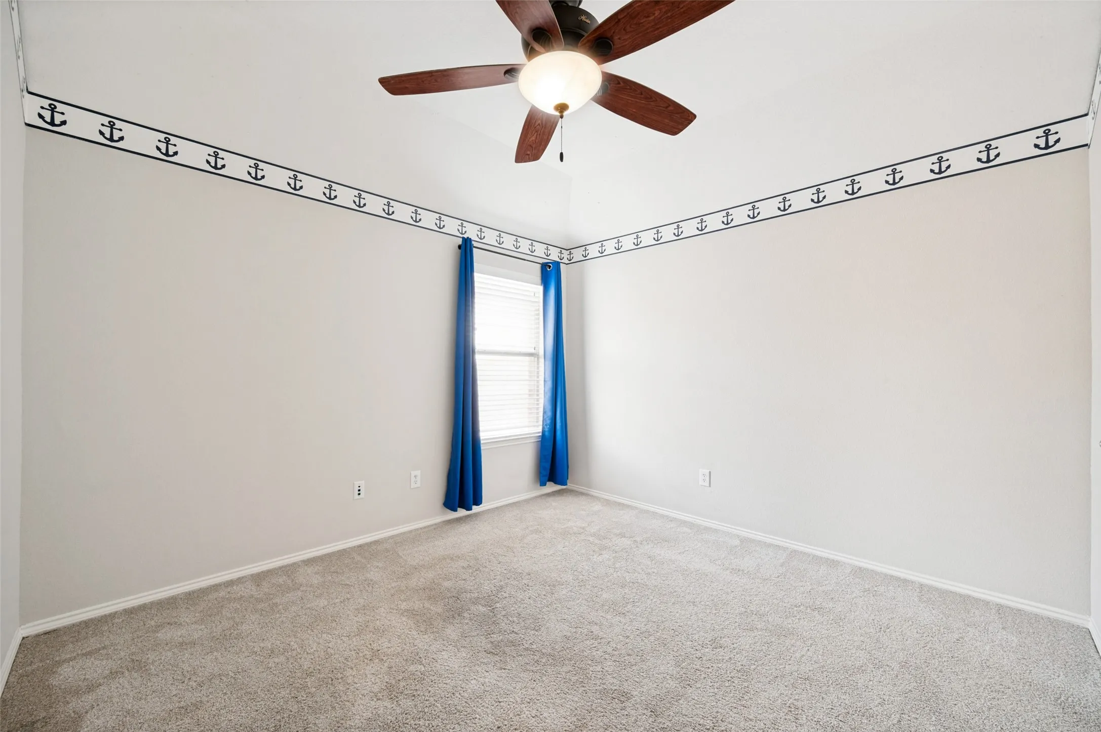 Single Family Residence For Rent in Denton County , 14501 Eaglemont Drive, Little Elm, Texas 75068, 5 Bedroom, 4 Bathroom, 2 Garage spaces, 3,067 Sqft, built in 2004, mls#21369510, Real Estate Agent in Little Elm, Homes For Rent in Denton county, Homes For Rent in Little Elm, Realtor in Little Elm Texas, Real Estate Brokerage Independent Realty Texas, Luminita Cordes Realtor