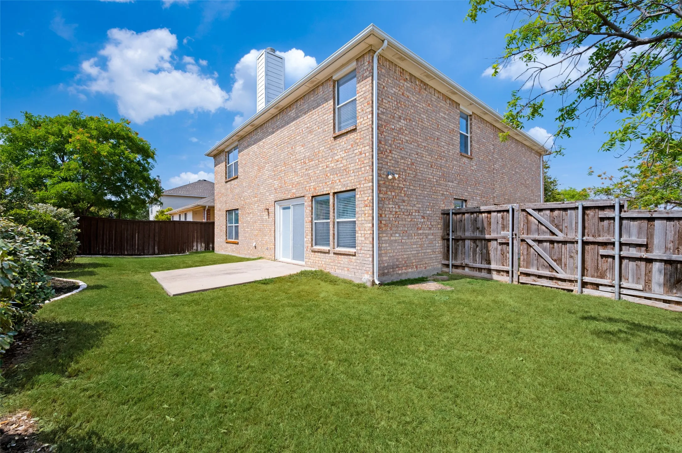 Single Family Residence For Rent in Denton County , 14501 Eaglemont Drive, Little Elm, Texas 75068, 5 Bedroom, 4 Bathroom, 2 Garage spaces, 3,067 Sqft, built in 2004, mls#21369510, Real Estate Agent in Little Elm, Homes For Rent in Denton county, Homes For Rent in Little Elm, Realtor in Little Elm Texas, Real Estate Brokerage Independent Realty Texas, Luminita Cordes Realtor