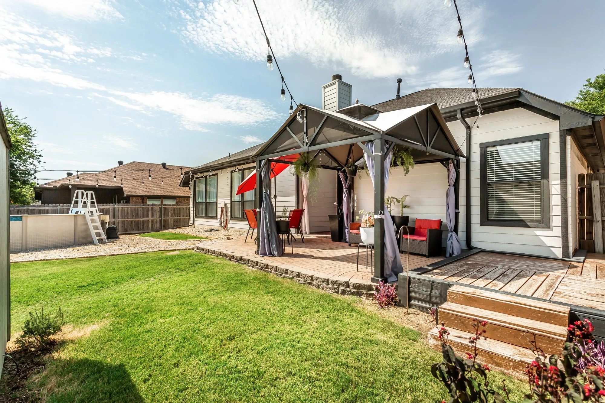 Single Family Residence For Sale in Tarrant County , 2624 Edgefield Trail, Mansfield, Texas 76063, 3 Bedroom, 2 Bathroom, 2 Garage spaces, 2,207 Sqft, built in 2000, mls#21368613, Real Estate Agent in Mansfield, Homes For Sale in Tarrant county, Homes For Sale in Mansfield, Realtor in Mansfield Texas, Real Estate Brokerage Independent Realty Texas, Luminita Cordes Realtor