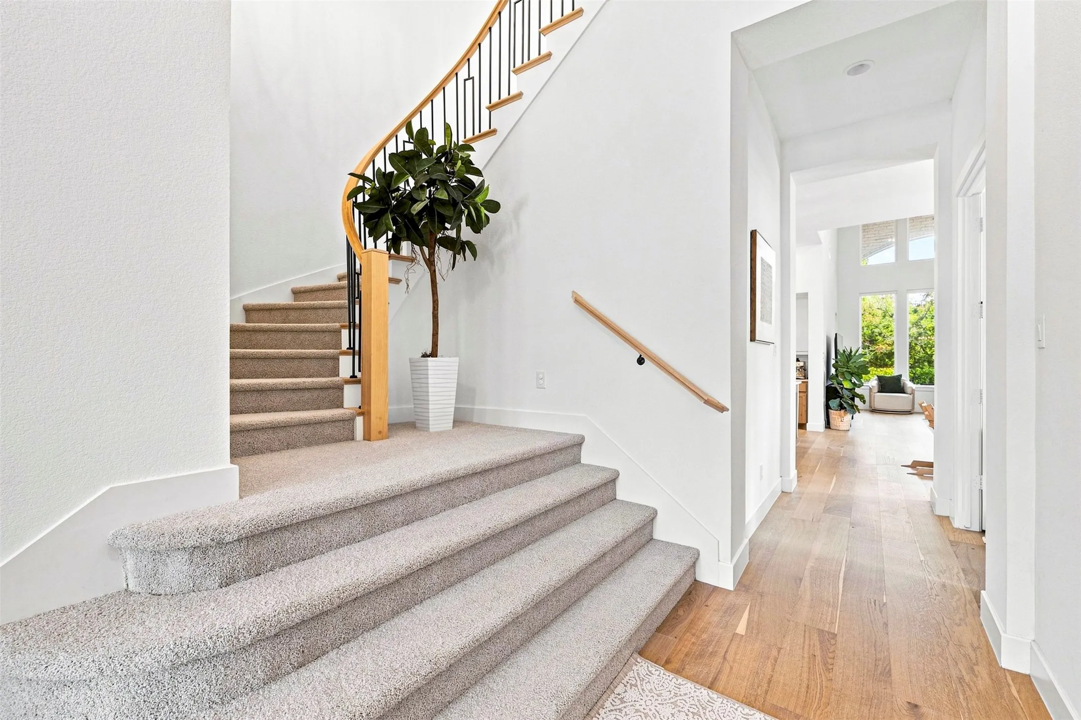 Single Family Residence For Rent in Collin County , 15561 Songbird Street, Frisco, Texas 75035, 5 Bedroom, 6 Bathroom, 3 Garage spaces, 3,739 Sqft, built in 2023, mls#21370309, Real Estate Agent in Frisco, Homes For Rent in Collin county, Homes For Rent in Frisco, Realtor in Frisco Texas, Real Estate Brokerage Independent Realty Texas, Luminita Cordes Realtor
