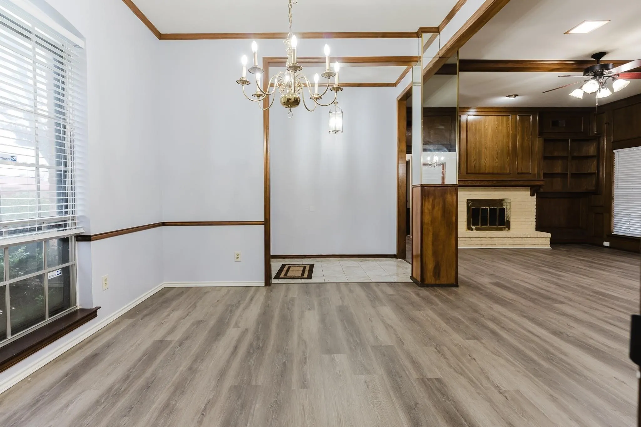 Single Family Residence For Rent in Dallas County , 706 Mount Vernon Drive, Richardson, Texas 75081, 3 Bedroom, 2 Bathroom, 2 Garage spaces, 2,001 Sqft, built in 1979, mls#21368388, Real Estate Agent in Richardson, Homes For Rent in Dallas county, Homes For Rent in Richardson, Realtor in Richardson Texas, Real Estate Brokerage Independent Realty Texas, Luminita Cordes Realtor