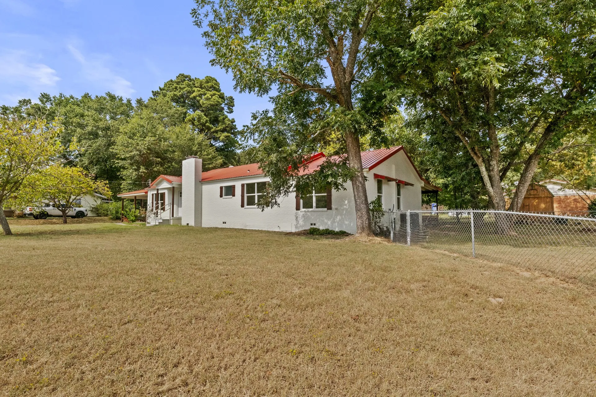 Single Family Residence For Sale in Morris County , 111 Walker Drive, Naples, Texas 75568, 4 Bedroom, 2 Bathroom, Garage spaces, 1,812 Sqft, built in 1955, mls#21370281, Real Estate Agent in Naples, Homes For Sale in Morris county, Homes For Sale in Naples, Realtor in Naples Texas, Real Estate Brokerage Independent Realty Texas, Luminita Cordes Realtor
