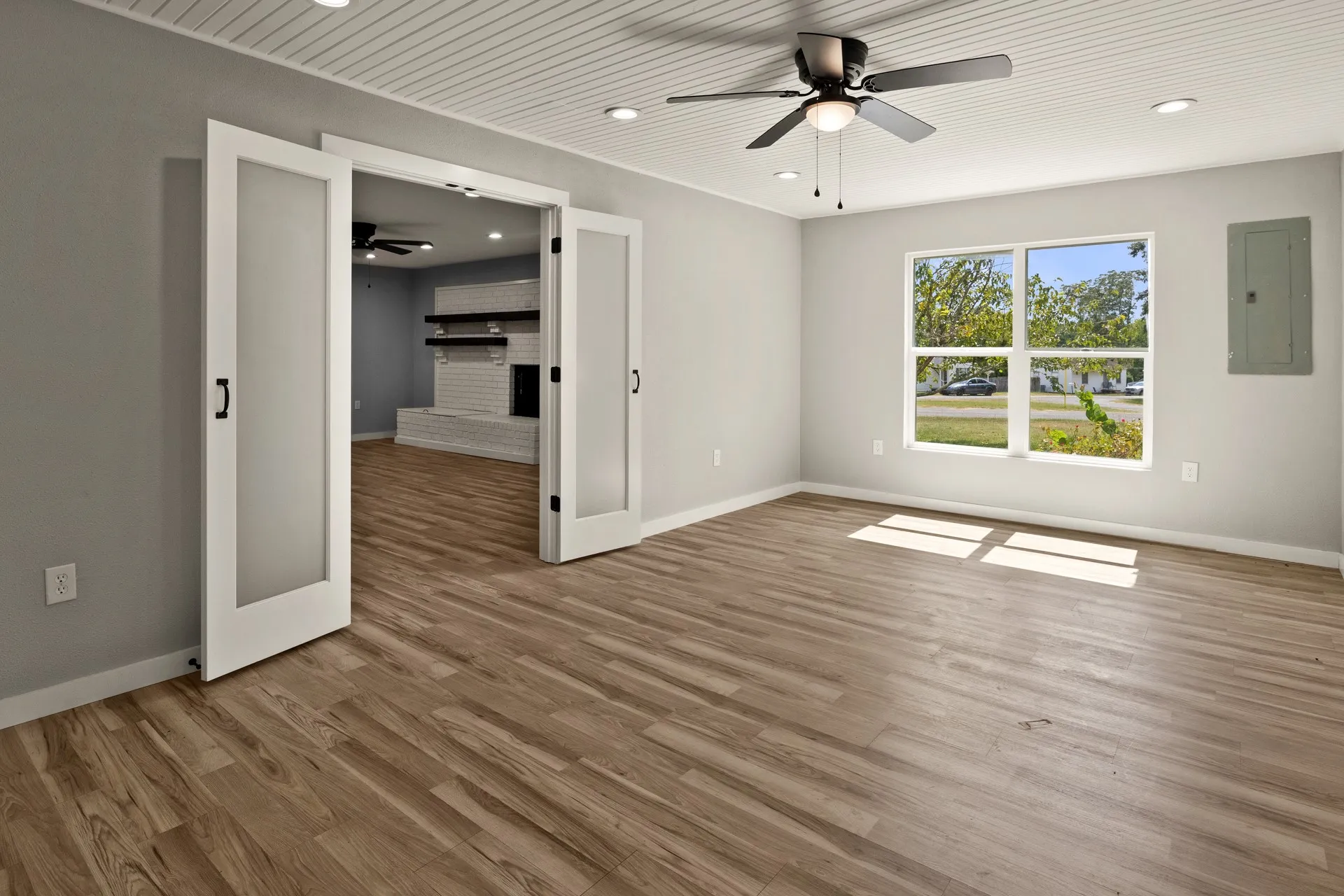 Single Family Residence For Sale in Morris County , 111 Walker Drive, Naples, Texas 75568, 4 Bedroom, 2 Bathroom, Garage spaces, 1,812 Sqft, built in 1955, mls#21370281, Real Estate Agent in Naples, Homes For Sale in Morris county, Homes For Sale in Naples, Realtor in Naples Texas, Real Estate Brokerage Independent Realty Texas, Luminita Cordes Realtor