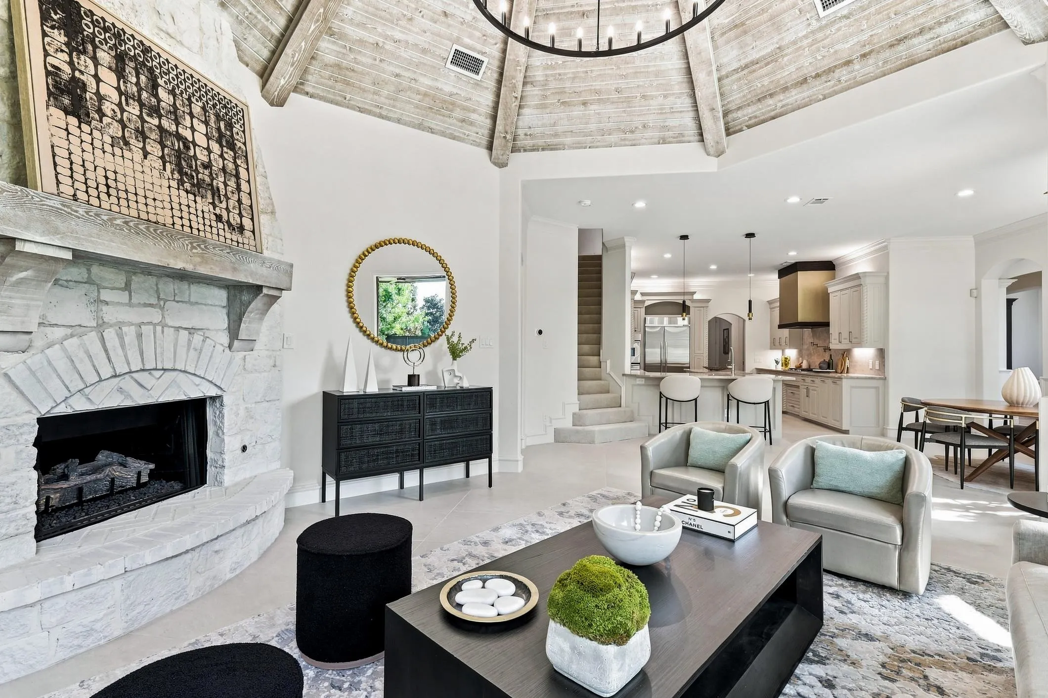 Open concept with living area, nook and kitchen all coming together to create an incredible entertainment for family get togethers for all seasons