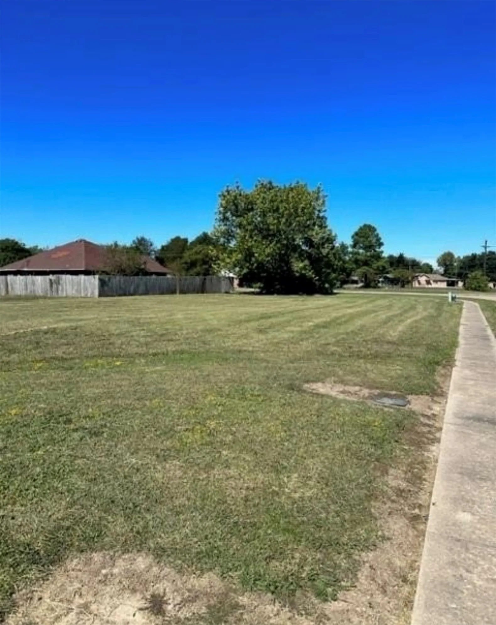 Unimproved Land For Sale in Hunt County , 904 Enlow Circle, Commerce, Texas 75428, 0, 0, Garage spaces, 0 Sqft, built in 0, mls#21370342, Real Estate Agent in Commerce, Homes For Sale in Hunt county, Homes For Sale in Commerce, Realtor in Commerce Texas, Real Estate Brokerage Independent Realty Texas, Luminita Cordes Realtor