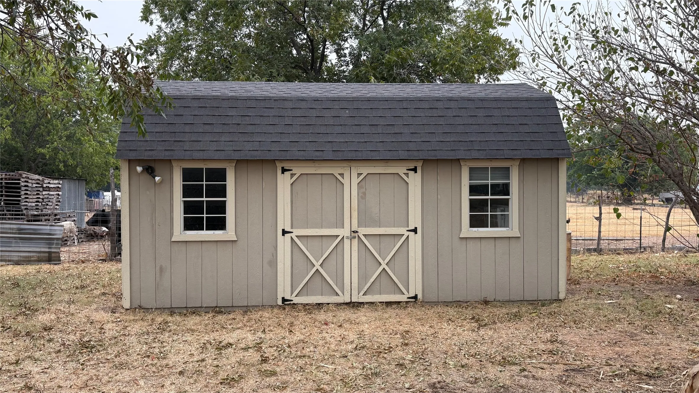 Unimproved Land For Sale in Comanche County , 701 W Manchaca Avenue, De Leon, Texas 76444, 0, 0, Garage spaces, 0 Sqft, built in 0, mls#21369509, Real Estate Agent in De Leon, Homes For Sale in Comanche county, Homes For Sale in De Leon, Realtor in De Leon Texas, Real Estate Brokerage Independent Realty Texas, Luminita Cordes Realtor