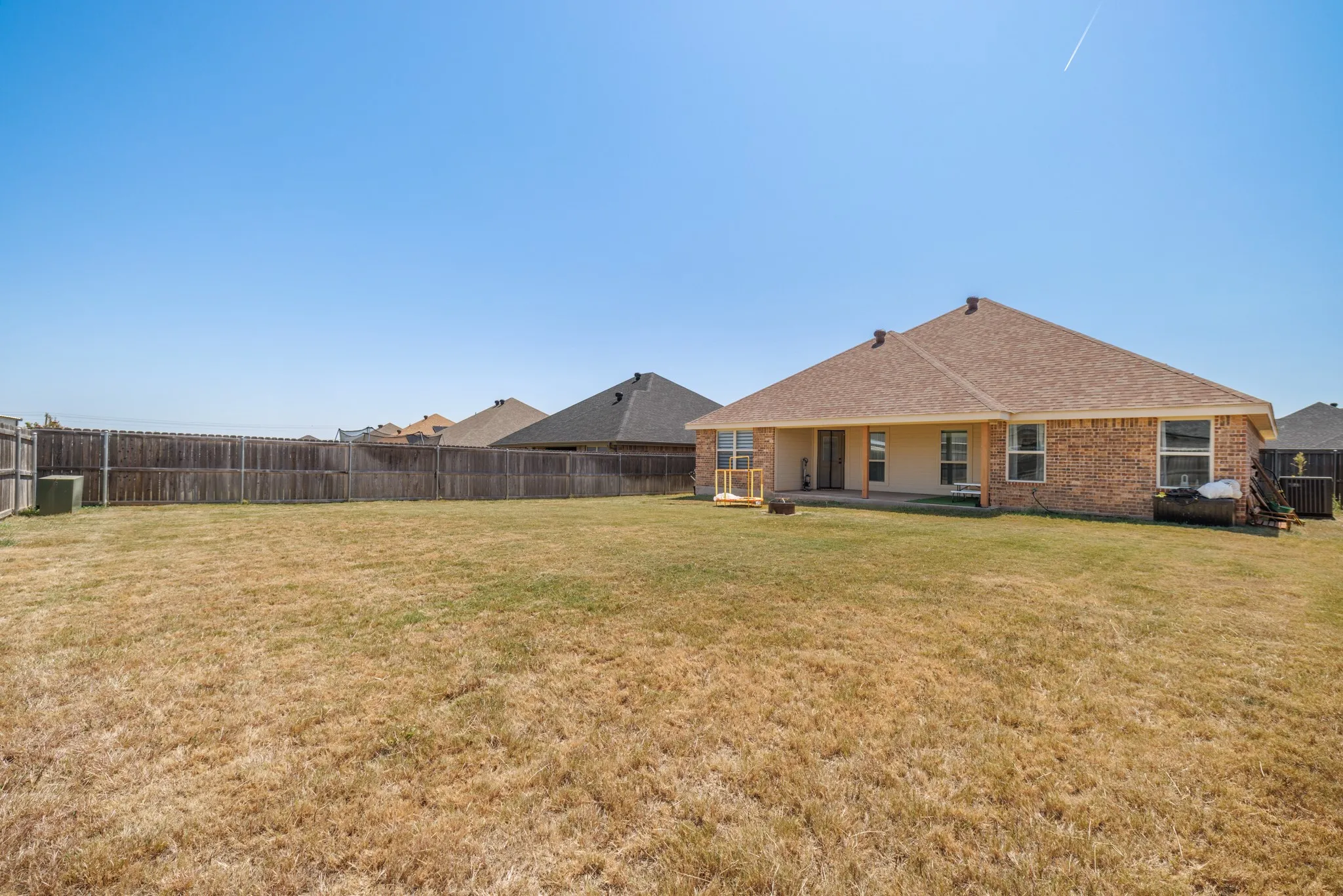 Single Family Residence For Sale in Taylor County , 326 Carriage Hills Parkway, Abilene, Texas 79602, 4 Bedroom, 2 Bathroom, 2 Garage spaces, 1,680 Sqft, built in 2021, mls#21355459, Real Estate Agent in Abilene, Homes For Sale in Taylor county, Homes For Sale in Abilene, Realtor in Abilene Texas, Real Estate Brokerage Independent Realty Texas, Luminita Cordes Realtor