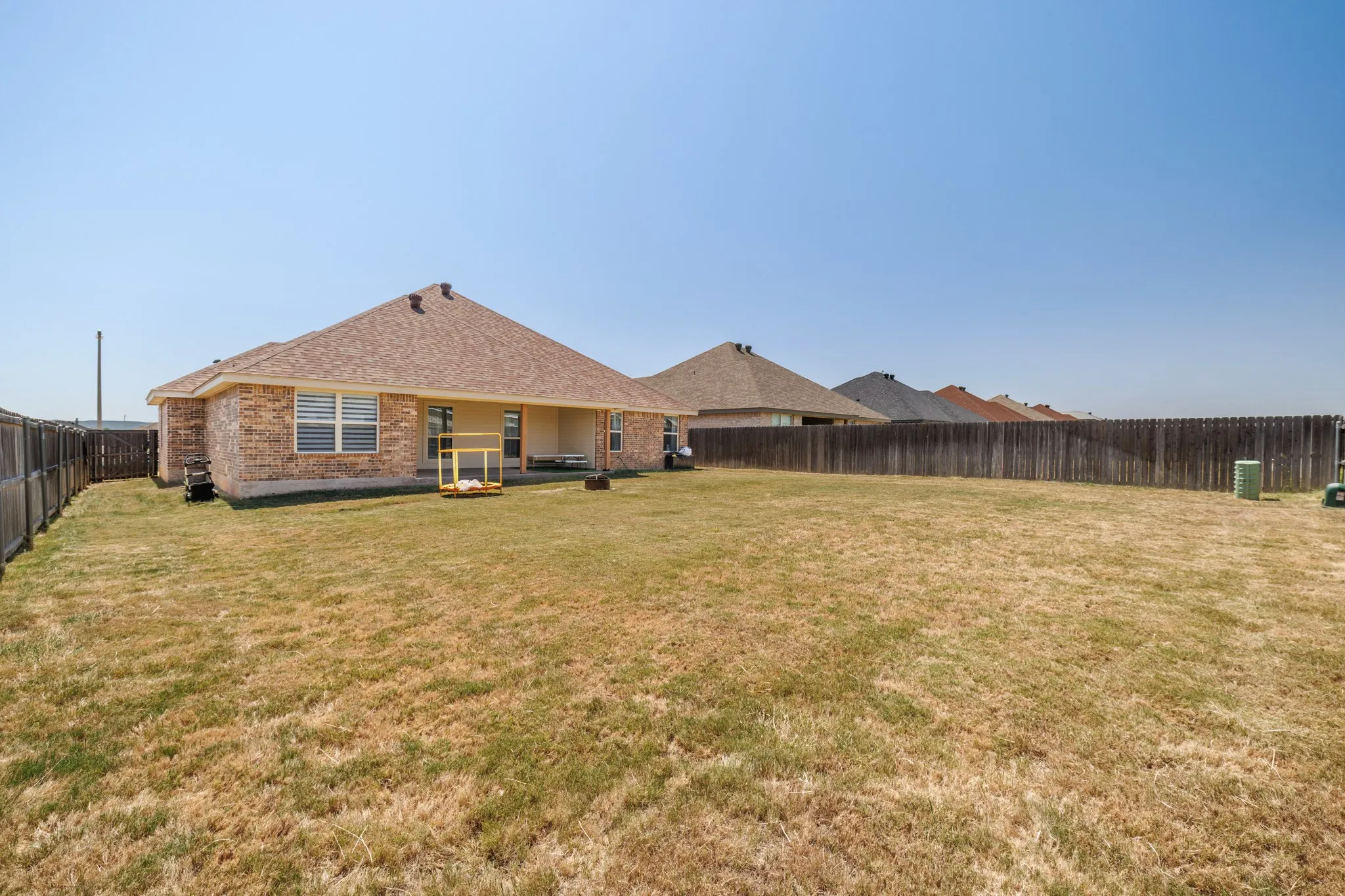 Single Family Residence For Sale in Taylor County , 326 Carriage Hills Parkway, Abilene, Texas 79602, 4 Bedroom, 2 Bathroom, 2 Garage spaces, 1,680 Sqft, built in 2021, mls#21355459, Real Estate Agent in Abilene, Homes For Sale in Taylor county, Homes For Sale in Abilene, Realtor in Abilene Texas, Real Estate Brokerage Independent Realty Texas, Luminita Cordes Realtor