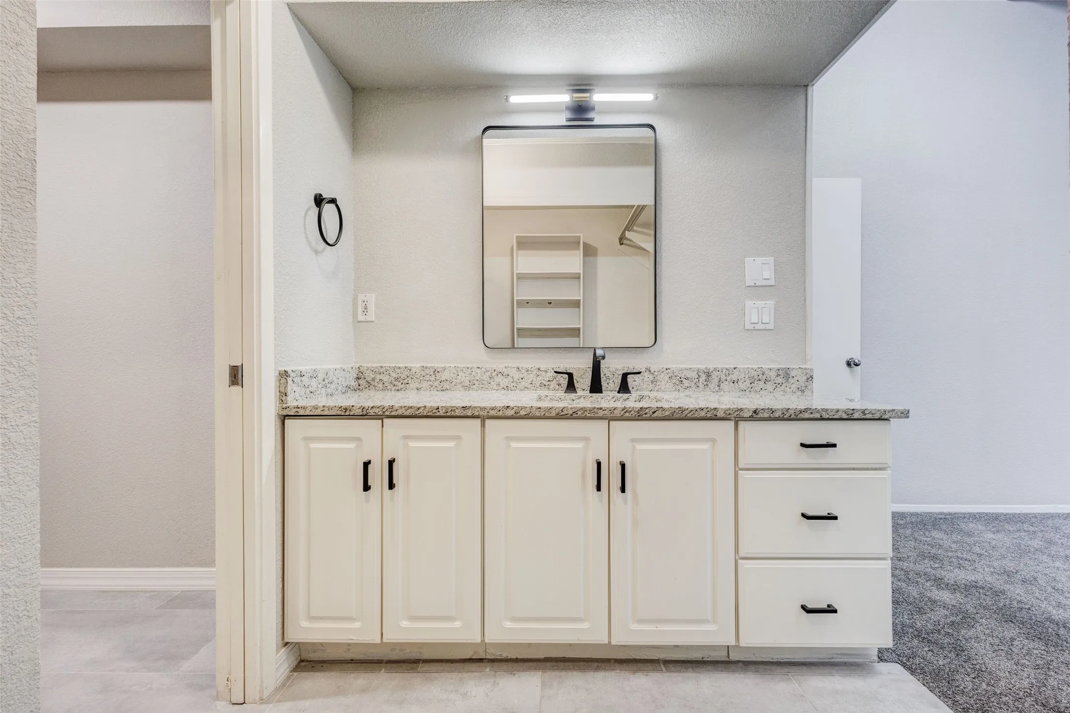 Single Family Residence For Sale in Dallas County , 3161 Golden Oak, Farmers Branch, Texas 75234, 4 Bedroom, 3 Bathroom, 1 Garage spaces, 1,751 Sqft, built in 1972, mls#21368278, Real Estate Agent in Farmers Branch, Homes For Sale in Dallas county, Homes For Sale in Farmers Branch, Realtor in Farmers Branch Texas, Real Estate Brokerage Independent Realty Texas, Luminita Cordes Realtor