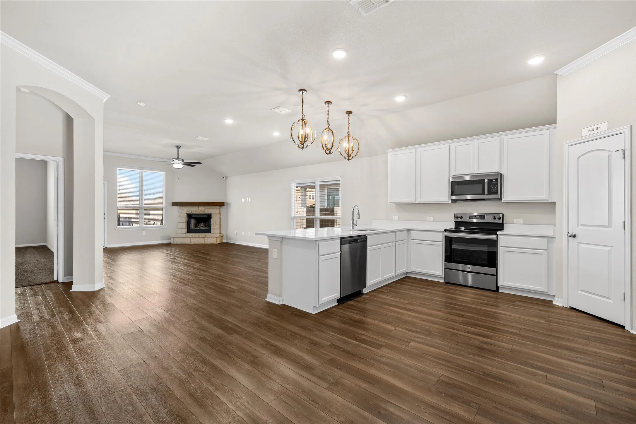 Single Family Residence For Sale in Mc Lennan County , 3125 Risinger Road, Waco, Texas 76655, 4 Bedroom, 3 Bathroom, 2 Garage spaces, 2,085 Sqft, built in 2021, mls#21370176, Real Estate Agent in Waco, Homes For Sale in Mc Lennan county, Homes For Sale in Waco, Realtor in Waco Texas, Real Estate Brokerage Independent Realty Texas, Luminita Cordes Realtor