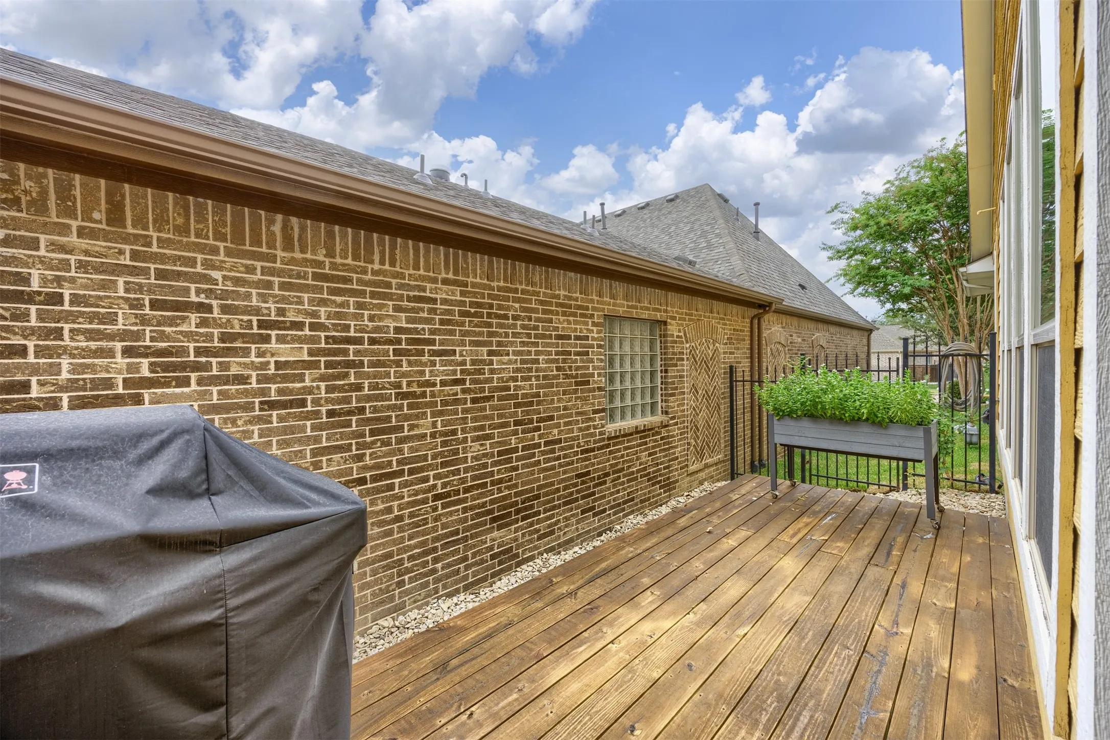 Single Family Residence For Sale in Collin County , 1212 Steepleview Lane, Mc Kinney, Texas 75069, 3 Bedroom, 2 Bathroom, 2 Garage spaces, 1,602 Sqft, built in 2013, mls#21368008, Real Estate Agent in Mc Kinney, Homes For Sale in Collin county, Homes For Sale in Mc Kinney, Realtor in Mc Kinney Texas, Real Estate Brokerage Independent Realty Texas, Luminita Cordes Realtor