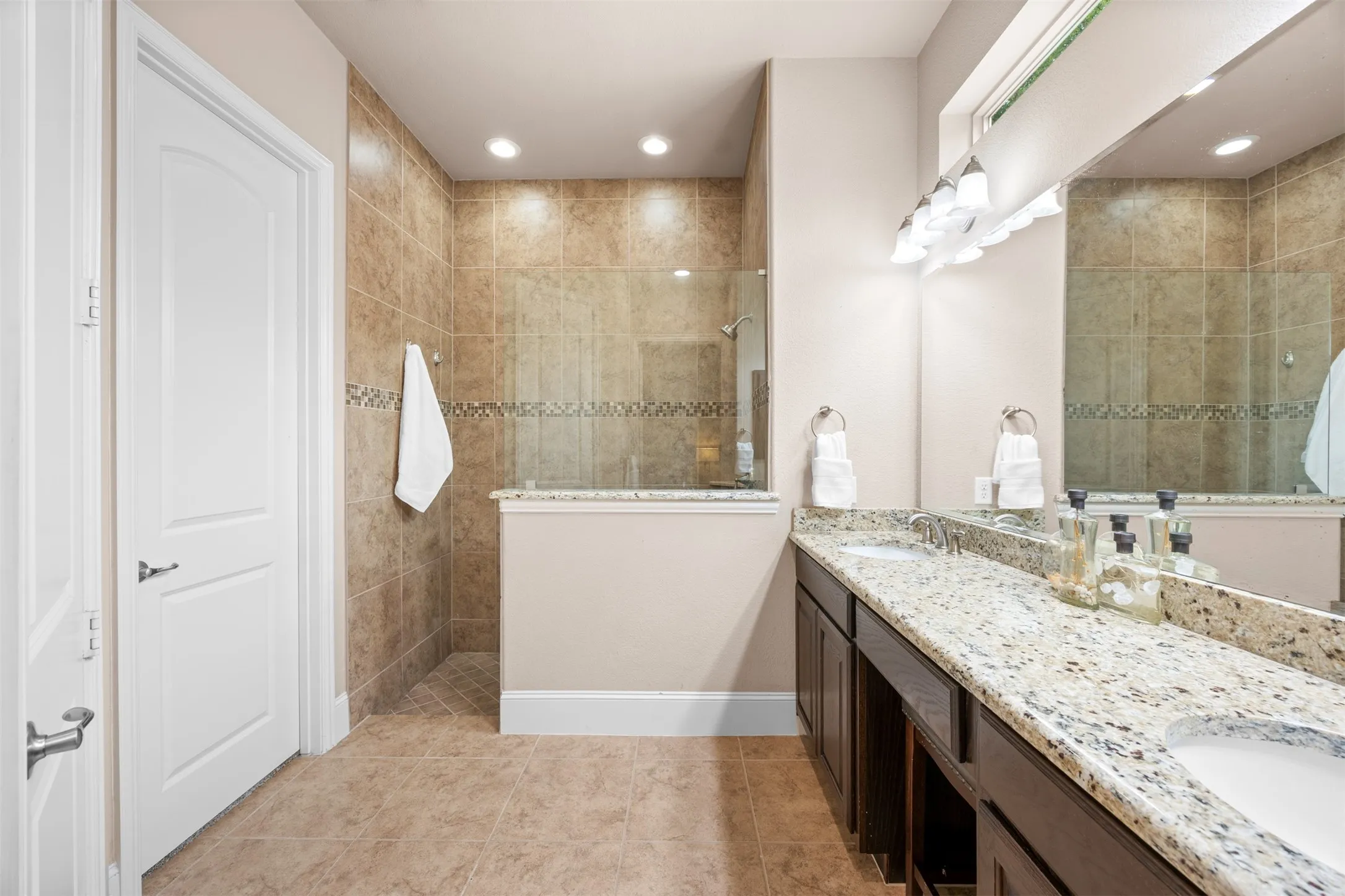 Single Family Residence For Sale in Collin County , 1212 Steepleview Lane, Mc Kinney, Texas 75069, 3 Bedroom, 2 Bathroom, 2 Garage spaces, 1,602 Sqft, built in 2013, mls#21368008, Real Estate Agent in Mc Kinney, Homes For Sale in Collin county, Homes For Sale in Mc Kinney, Realtor in Mc Kinney Texas, Real Estate Brokerage Independent Realty Texas, Luminita Cordes Realtor