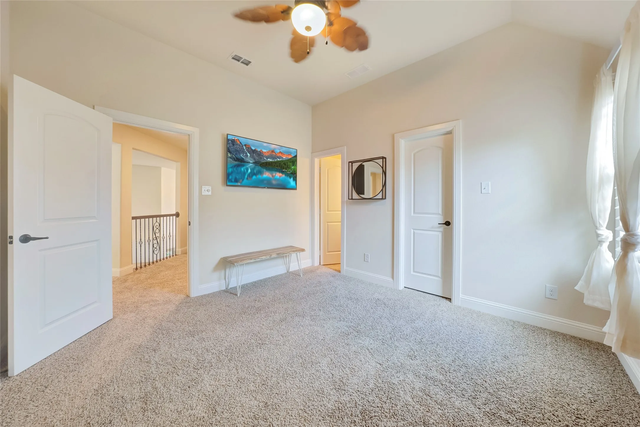 Single Family Residence For Sale in Collin County , 8609 Tuscan Oaks Drive, Mc Kinney, Texas 75071, 4 Bedroom, 5 Bathroom, 3 Garage spaces, 4,120 Sqft, built in 2014, mls#21366049, Real Estate Agent in Mc Kinney, Homes For Sale in Collin county, Homes For Sale in Mc Kinney, Realtor in Mc Kinney Texas, Real Estate Brokerage Independent Realty Texas, Luminita Cordes Realtor