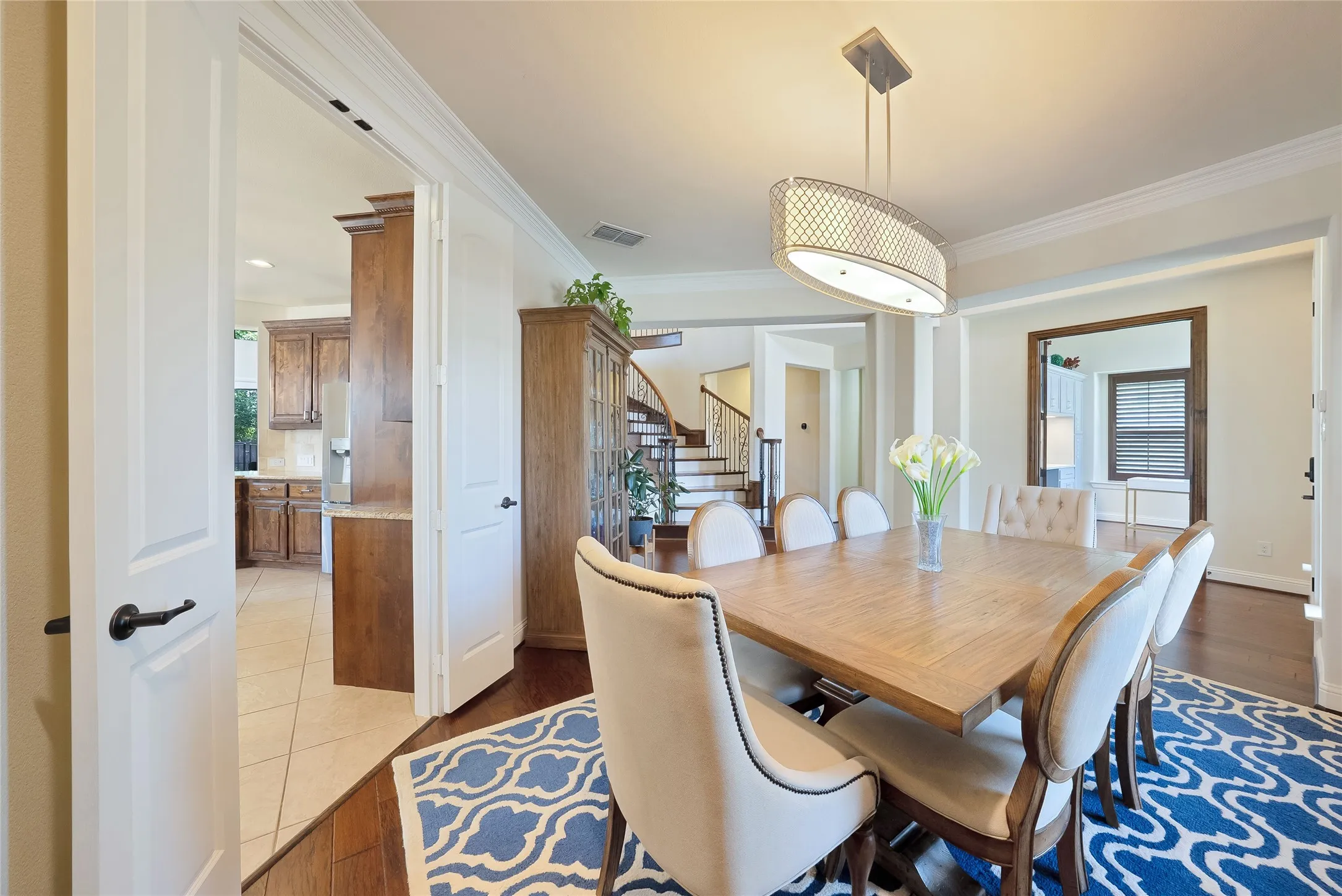 Single Family Residence For Sale in Collin County , 8609 Tuscan Oaks Drive, Mc Kinney, Texas 75071, 4 Bedroom, 5 Bathroom, 3 Garage spaces, 4,120 Sqft, built in 2014, mls#21366049, Real Estate Agent in Mc Kinney, Homes For Sale in Collin county, Homes For Sale in Mc Kinney, Realtor in Mc Kinney Texas, Real Estate Brokerage Independent Realty Texas, Luminita Cordes Realtor