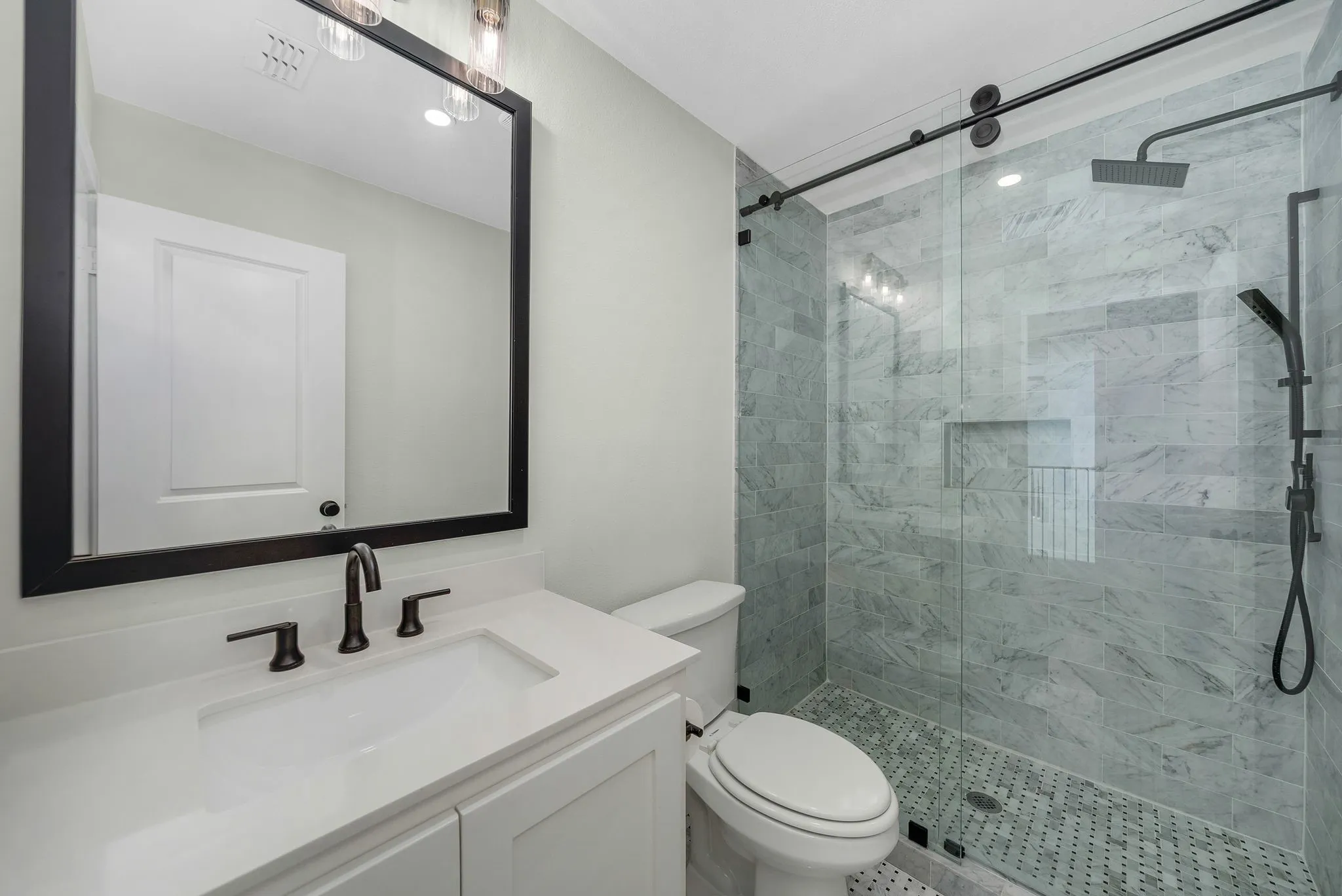 Single Family Residence For Rent in Denton County , 6190 Manderlay Drive, Frisco, Texas 75034, 5 Bedroom, 4 Bathroom, 3 Garage spaces, 4,017 Sqft, built in 2021, mls#21369749, Real Estate Agent in Frisco, Homes For Rent in Denton county, Homes For Rent in Frisco, Realtor in Frisco Texas, Real Estate Brokerage Independent Realty Texas, Luminita Cordes Realtor
