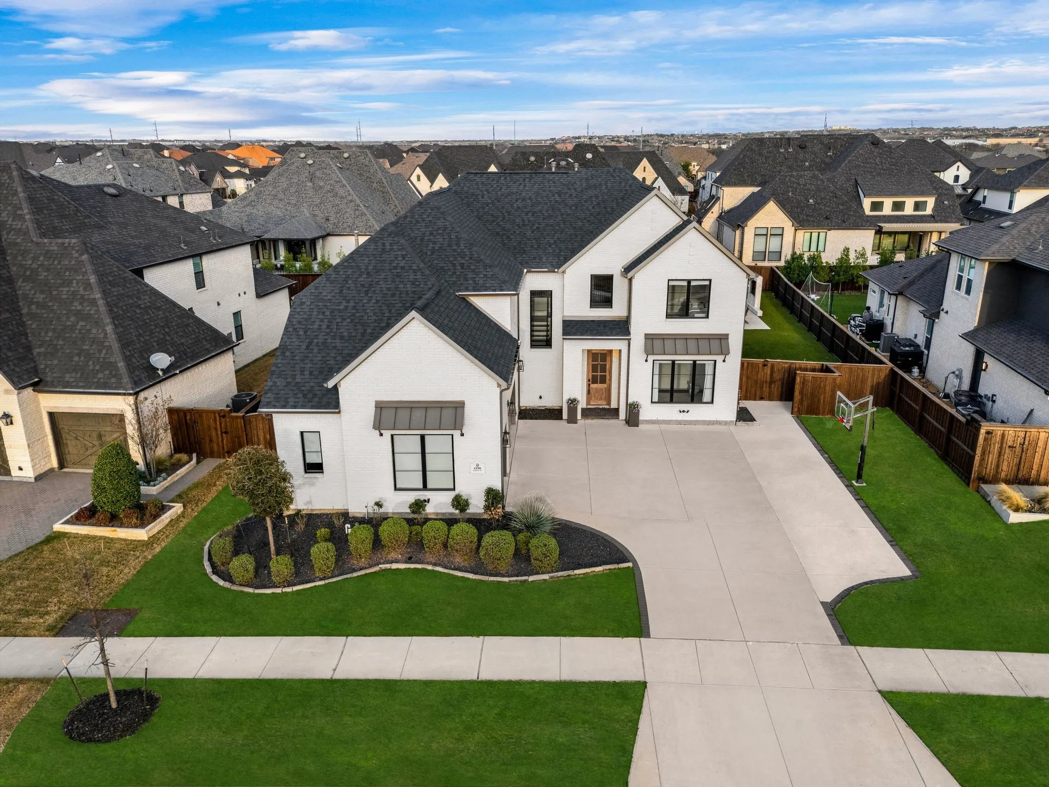 Single Family Residence For Rent in Denton County , 6190 Manderlay Drive, Frisco, Texas 75034, 5 Bedroom, 4 Bathroom, 3 Garage spaces, 4,017 Sqft, built in 2021, mls#21369749, Real Estate Agent in Frisco, Homes For Rent in Denton county, Homes For Rent in Frisco, Realtor in Frisco Texas, Real Estate Brokerage Independent Realty Texas, Luminita Cordes Realtor