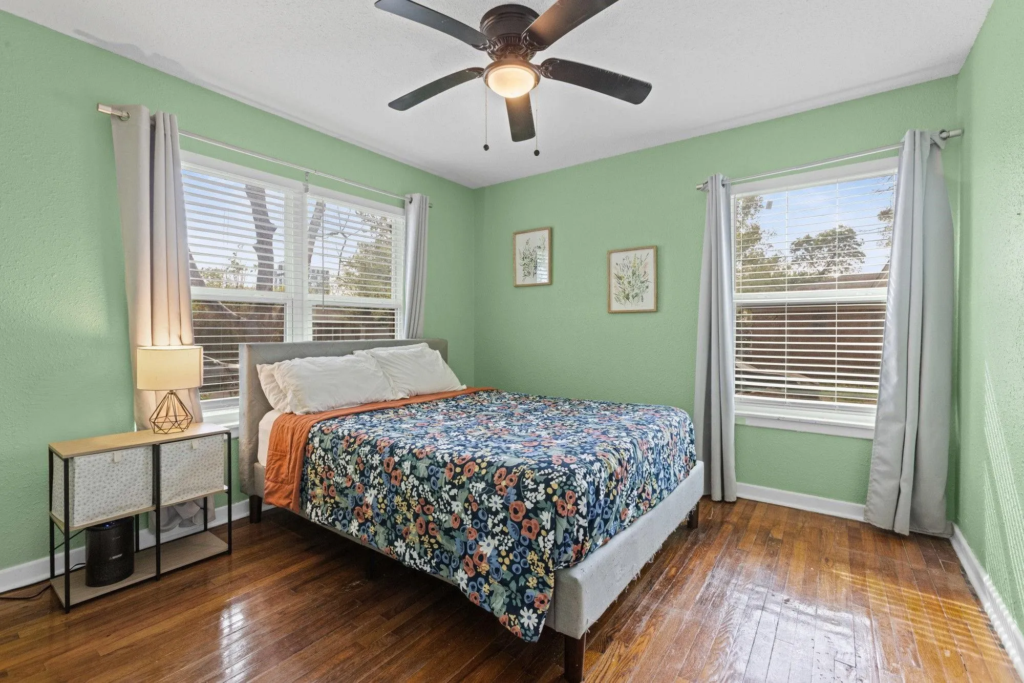 Single Family Residence For Rent in Mc Lennan County , 942 Longfellow Street, Waco, Texas 76710, 3 Bedroom, 2 Bathroom, 1 Garage spaces, 1,458 Sqft, built in 1955, mls#21370424, Real Estate Agent in Waco, Homes For Rent in Mc Lennan county, Homes For Rent in Waco, Realtor in Waco Texas, Real Estate Brokerage Independent Realty Texas, Luminita Cordes Realtor