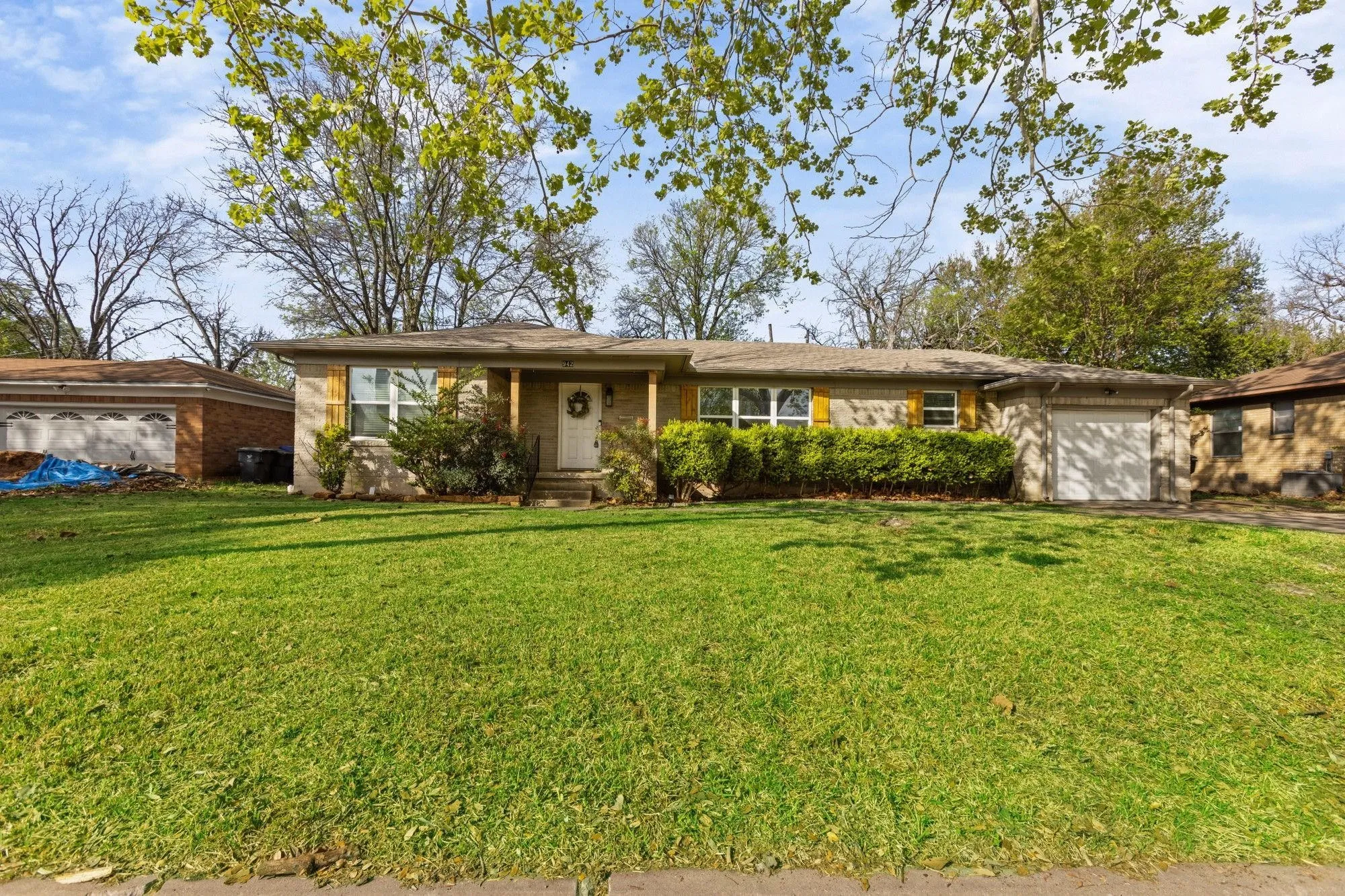 Single Family Residence For Rent in Mc Lennan County , 942 Longfellow Street, Waco, Texas 76710, 3 Bedroom, 2 Bathroom, 1 Garage spaces, 1,458 Sqft, built in 1955, mls#21370424, Real Estate Agent in Waco, Homes For Rent in Mc Lennan county, Homes For Rent in Waco, Realtor in Waco Texas, Real Estate Brokerage Independent Realty Texas, Luminita Cordes Realtor