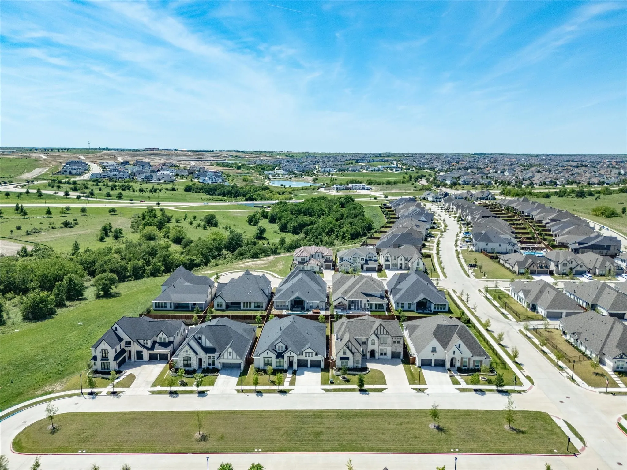 Single Family Residence For Sale in Parker County , 2216 Winding Creek Circle, Fort Worth, Texas 76008, 5 Bedroom, 6 Bathroom, 4 Garage spaces, 4,340 Sqft, built in 2023, mls#21369701, Real Estate Agent in Fort Worth, Homes For Sale in Parker county, Homes For Sale in Fort Worth, Realtor in Fort Worth Texas, Real Estate Brokerage Independent Realty Texas, Luminita Cordes Realtor
