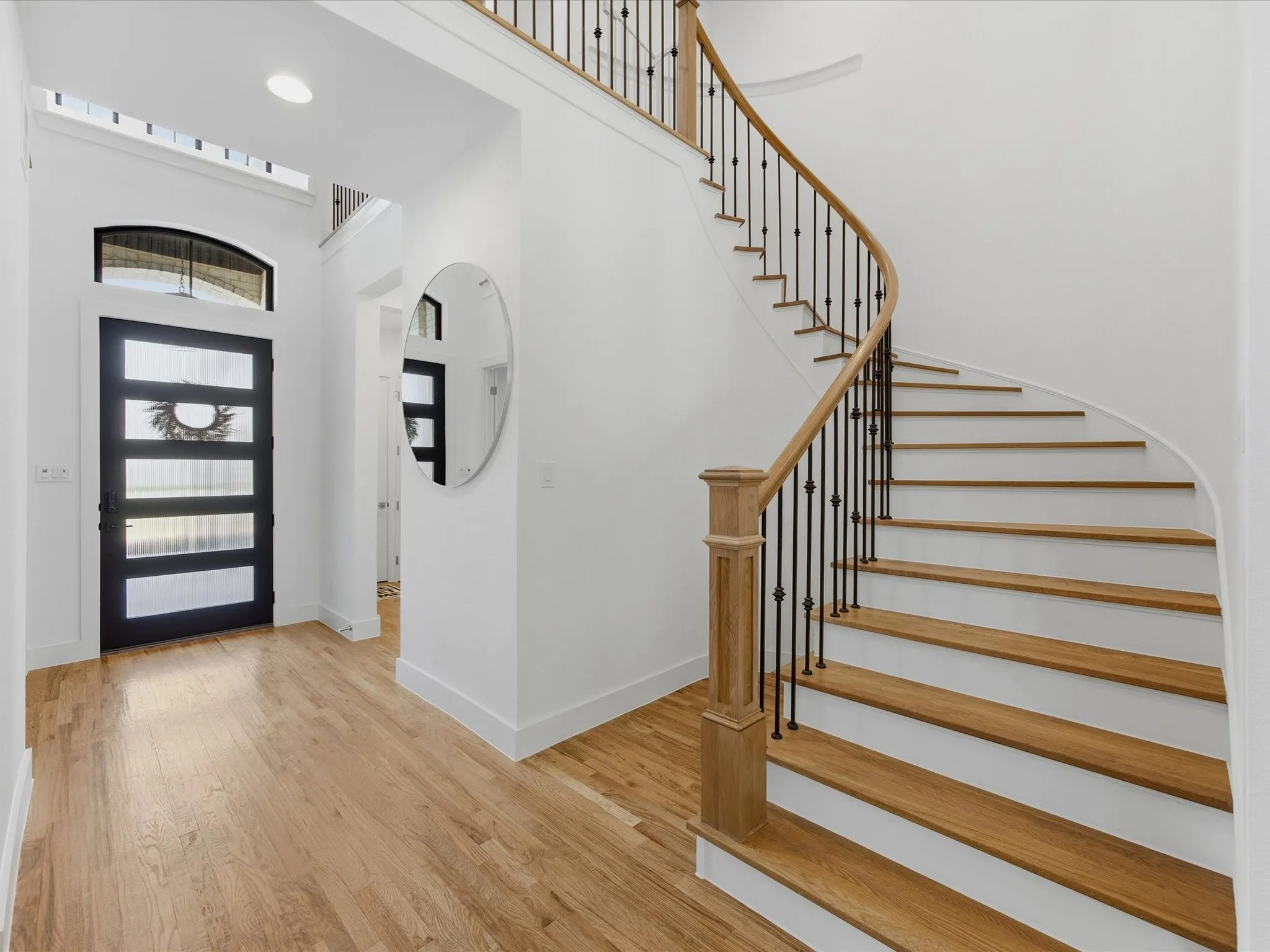 Single Family Residence For Sale in Parker County , 2216 Winding Creek Circle, Fort Worth, Texas 76008, 5 Bedroom, 6 Bathroom, 4 Garage spaces, 4,340 Sqft, built in 2023, mls#21369701, Real Estate Agent in Fort Worth, Homes For Sale in Parker county, Homes For Sale in Fort Worth, Realtor in Fort Worth Texas, Real Estate Brokerage Independent Realty Texas, Luminita Cordes Realtor